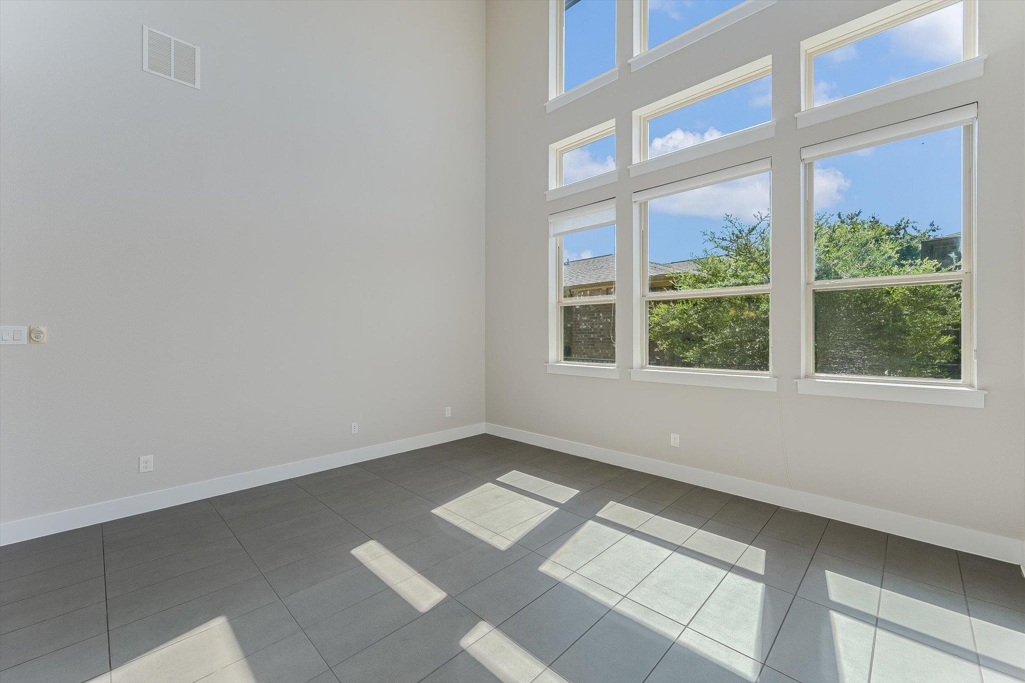 613 E Baylee Love Ln Property Photo 12