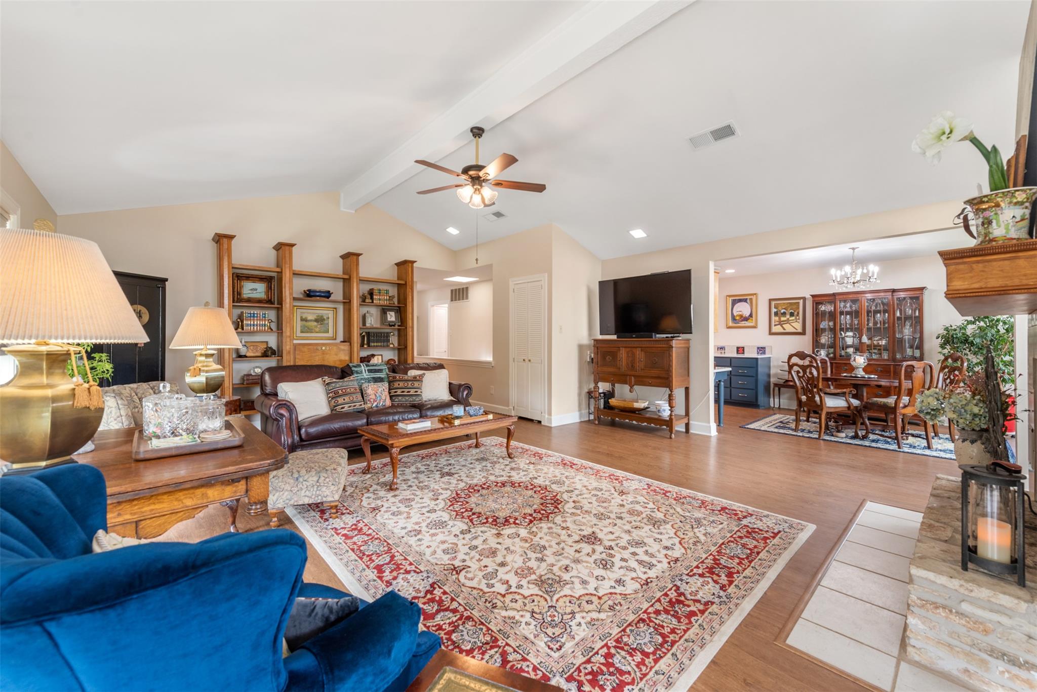 5504 Lands End St Property Photo 11