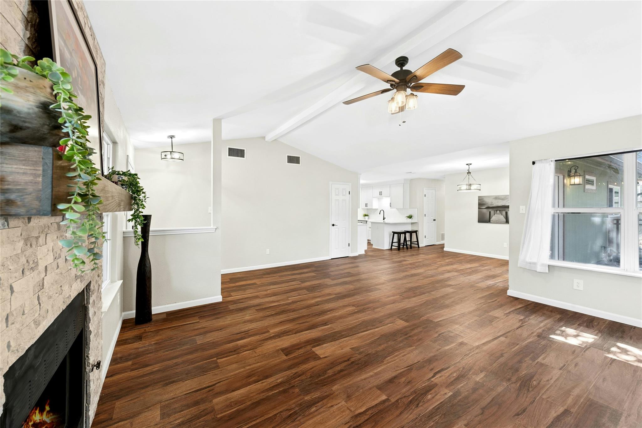 12904 Garfield Ln Property Photo 13