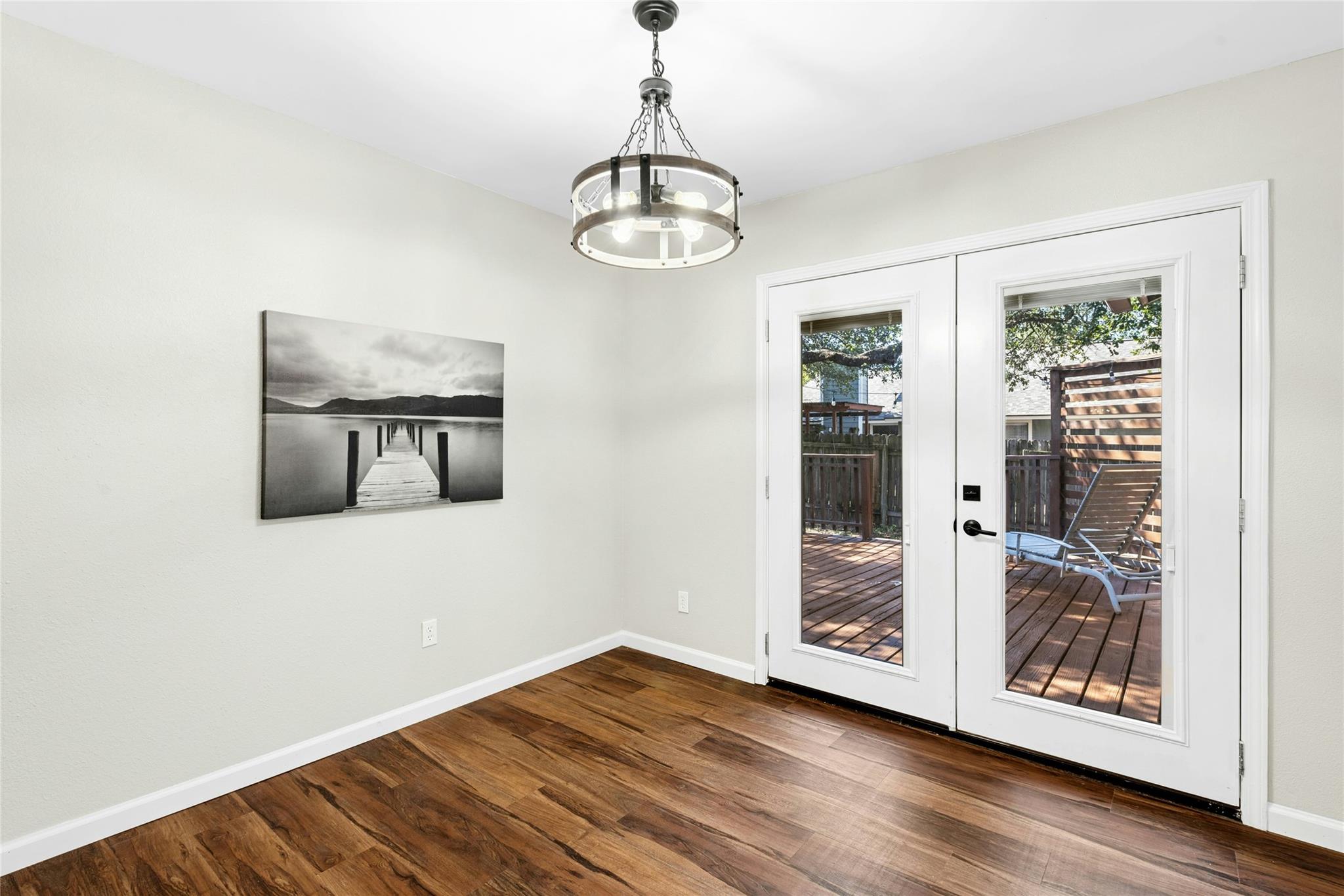 12904 Garfield Ln Property Photo 14