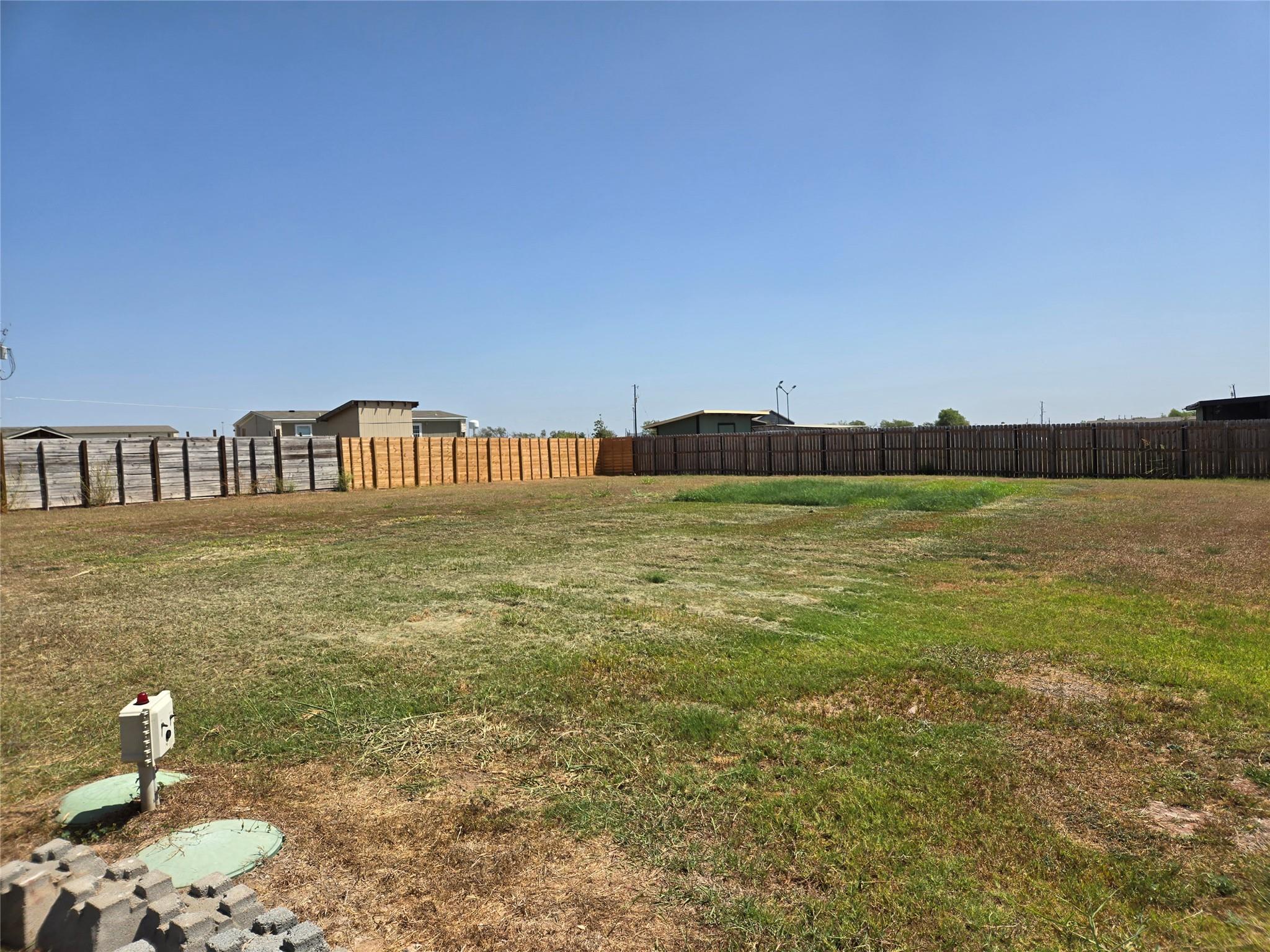166 Brown Pelican Dr Property Photo 3