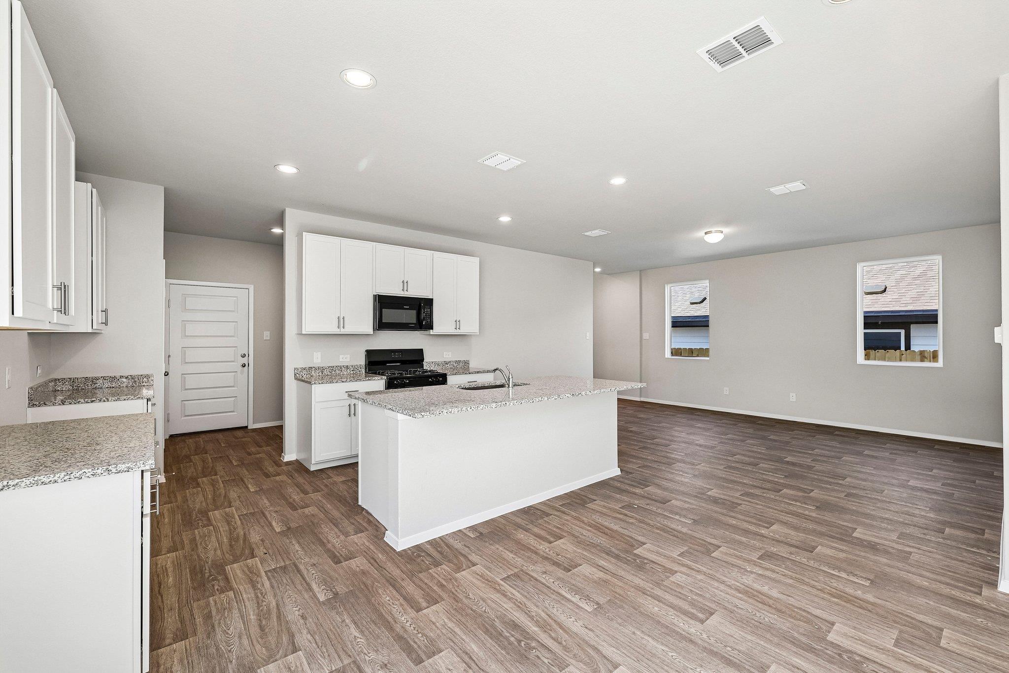 12005 Murano Dr Property Photo 13