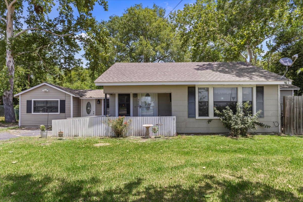 3400 W State Highway 71 None Property Photo 1