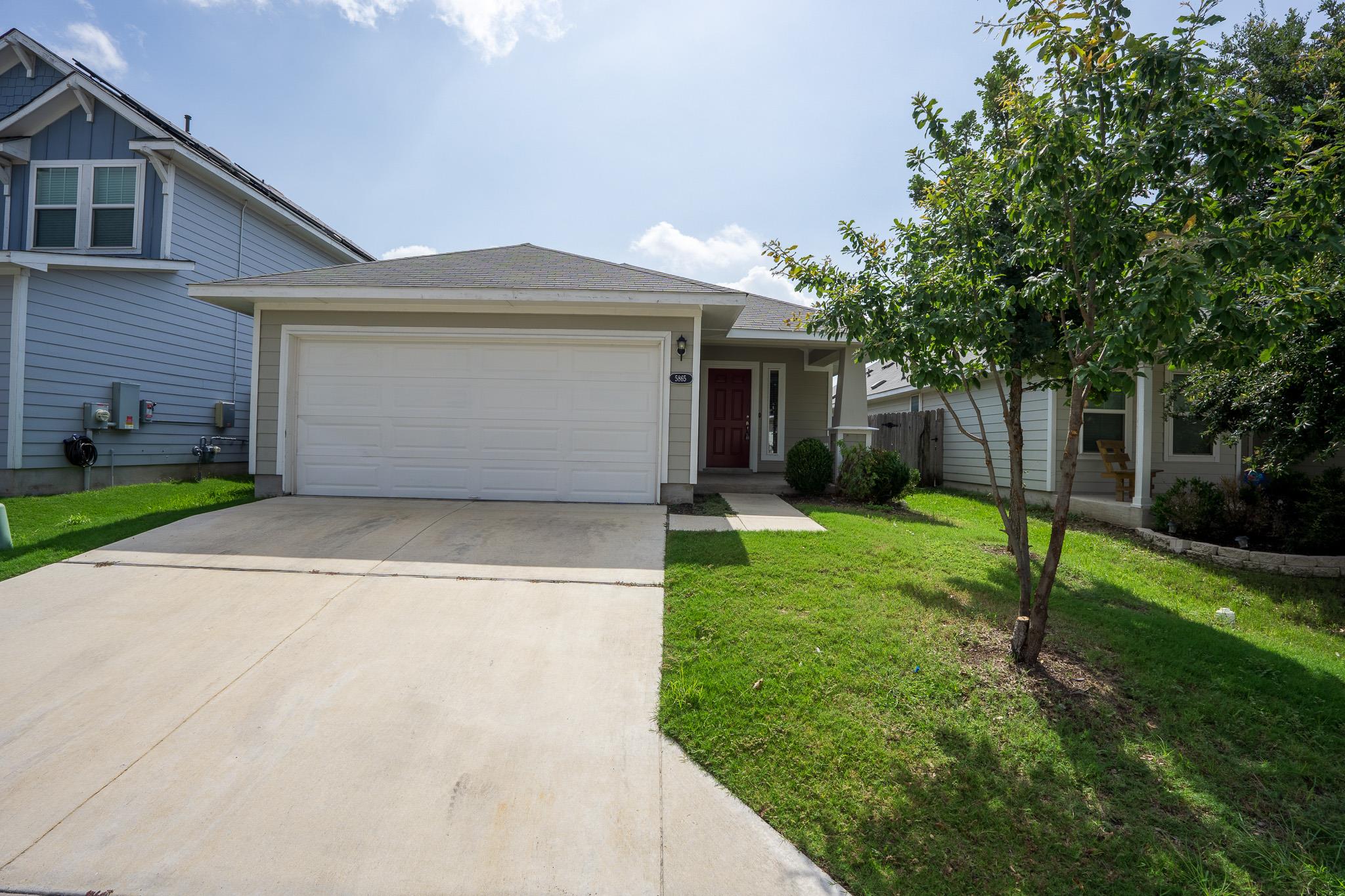 5865 Urbano Bnd Property Photo 1