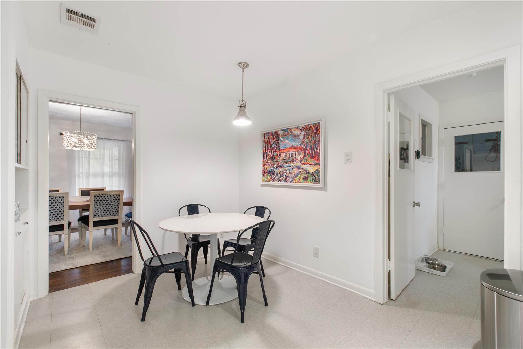 5108 Crestway Dr Property Photo 7