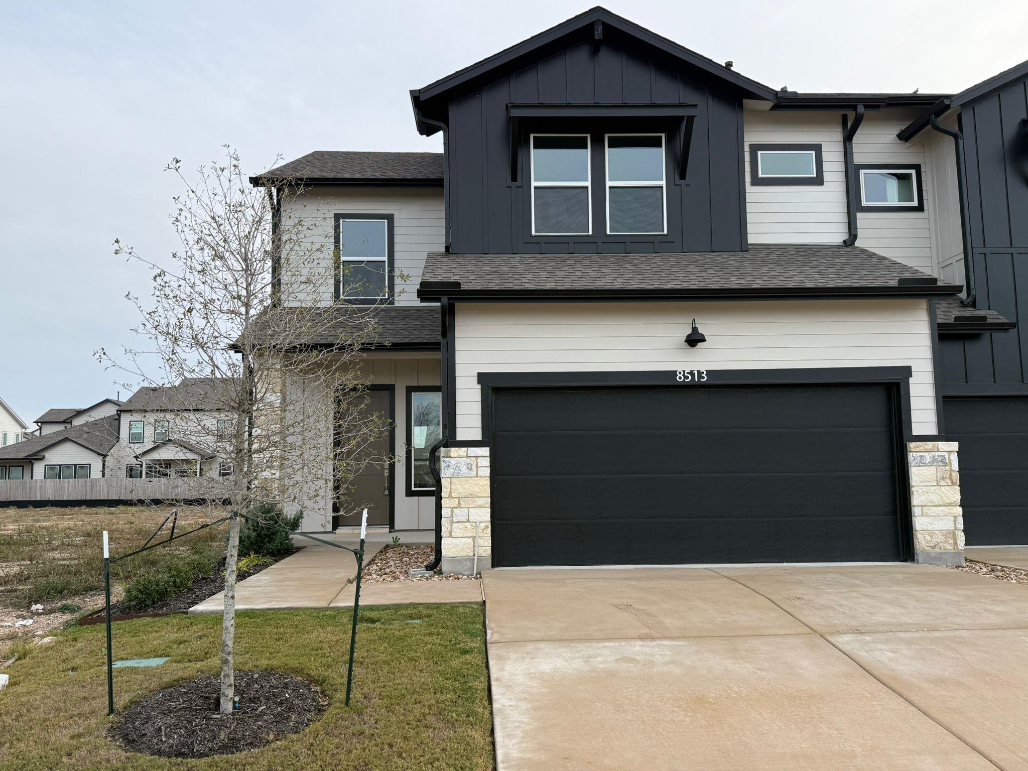 8513 Wellspring Loop Property Photo