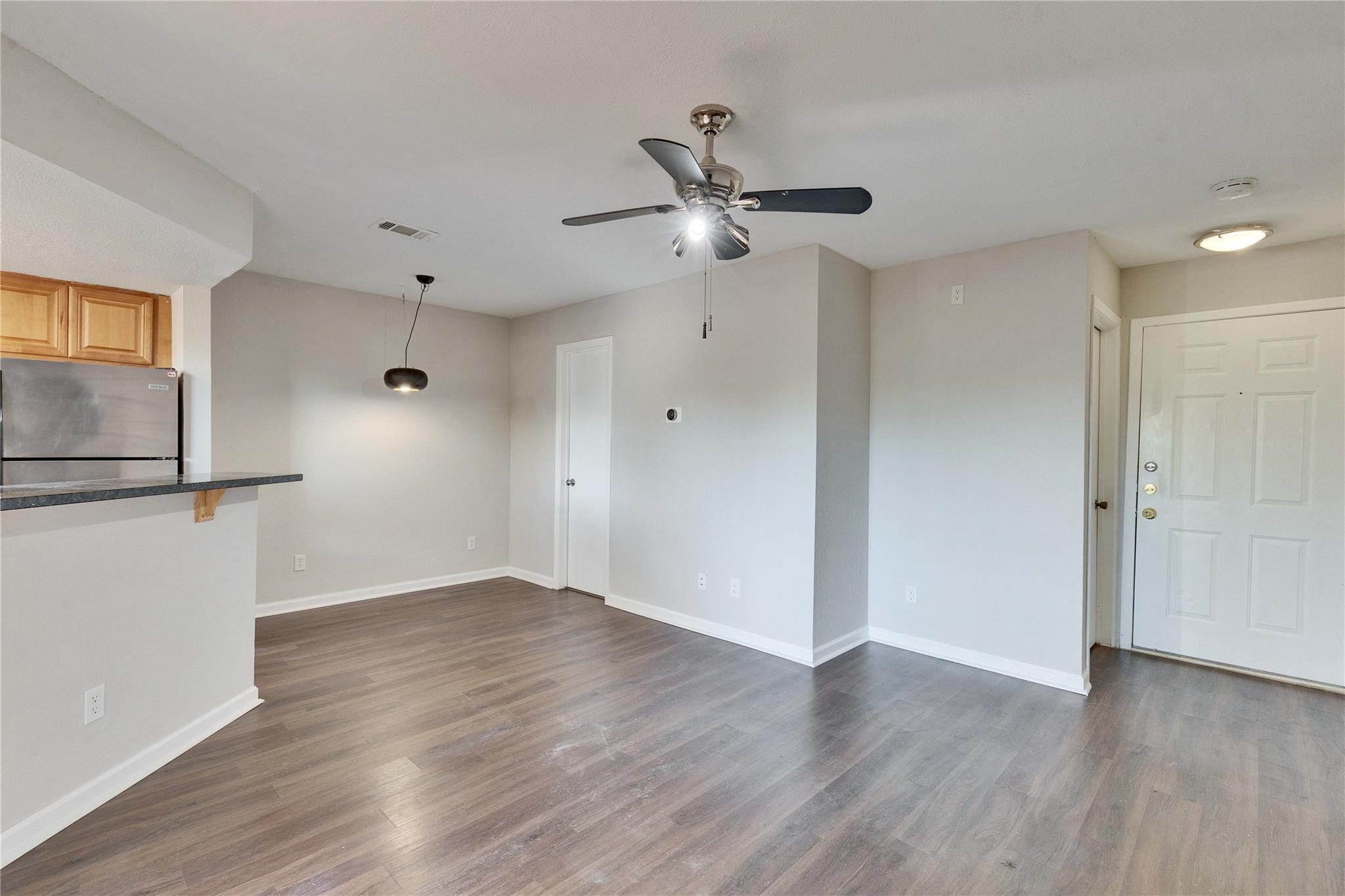 2500 Burleson Rd #703 Property Photo 12