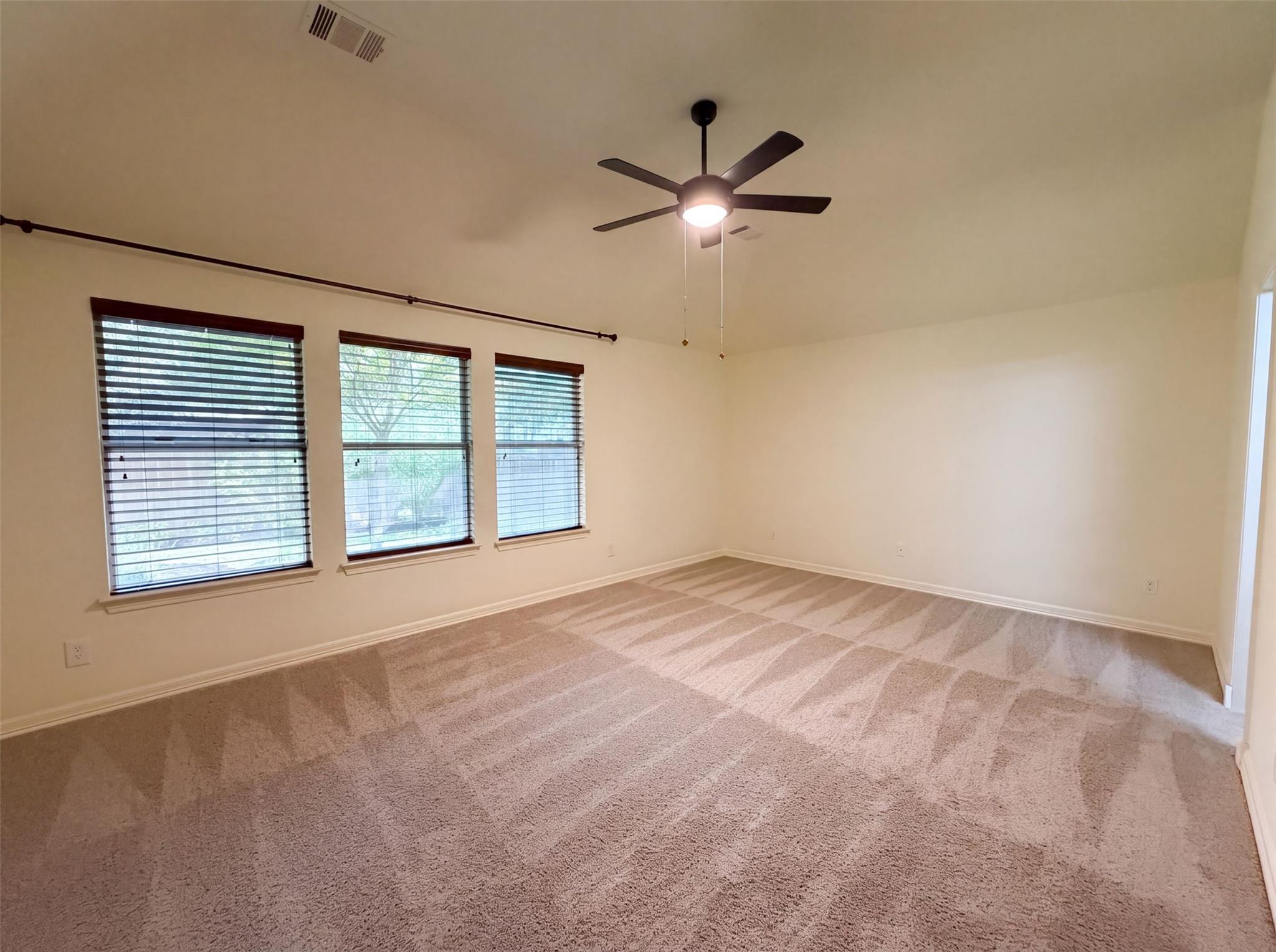 13804 Long Shadow Dr Property Photo 3