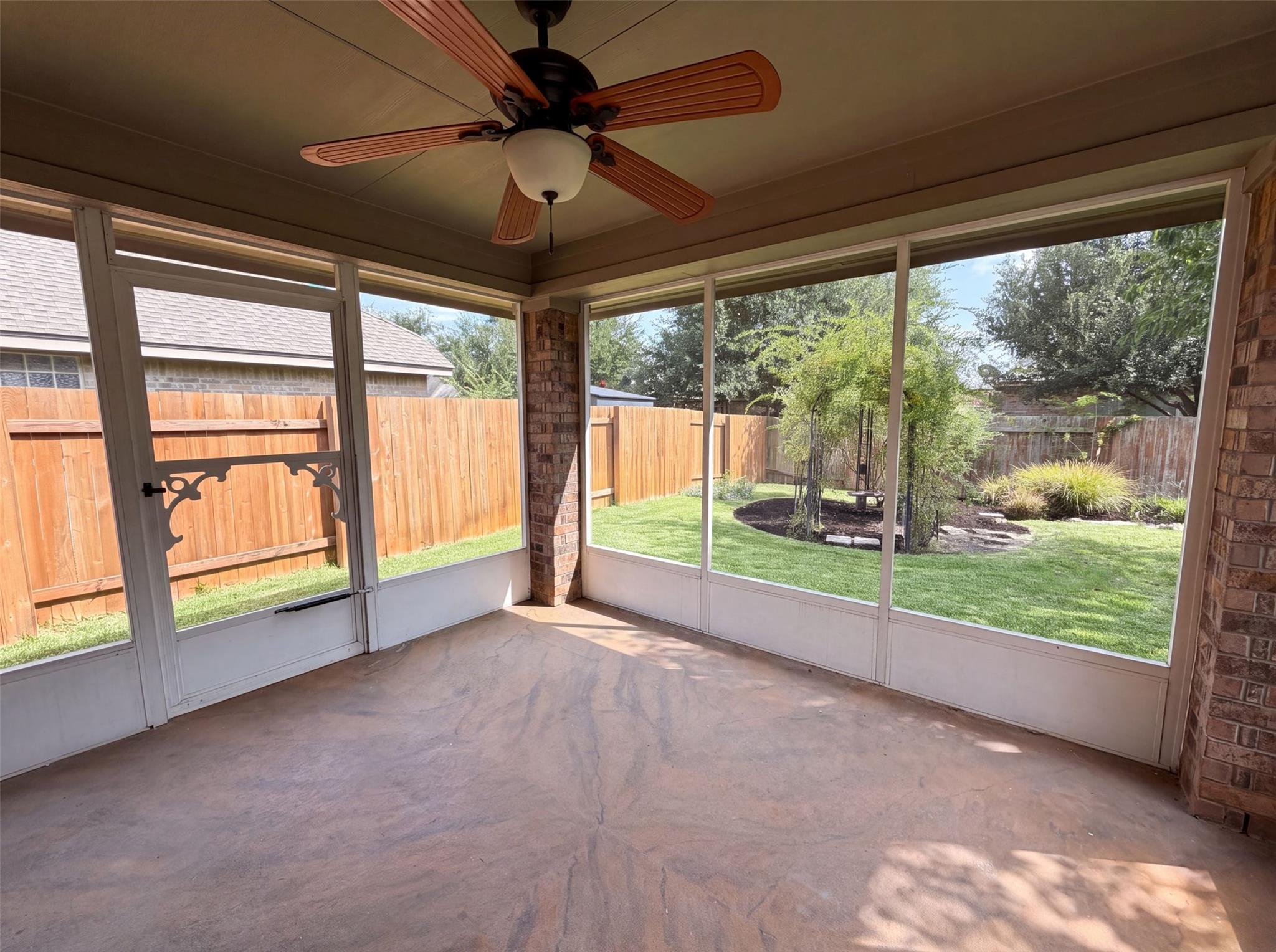 13804 Long Shadow Dr Property Photo 20