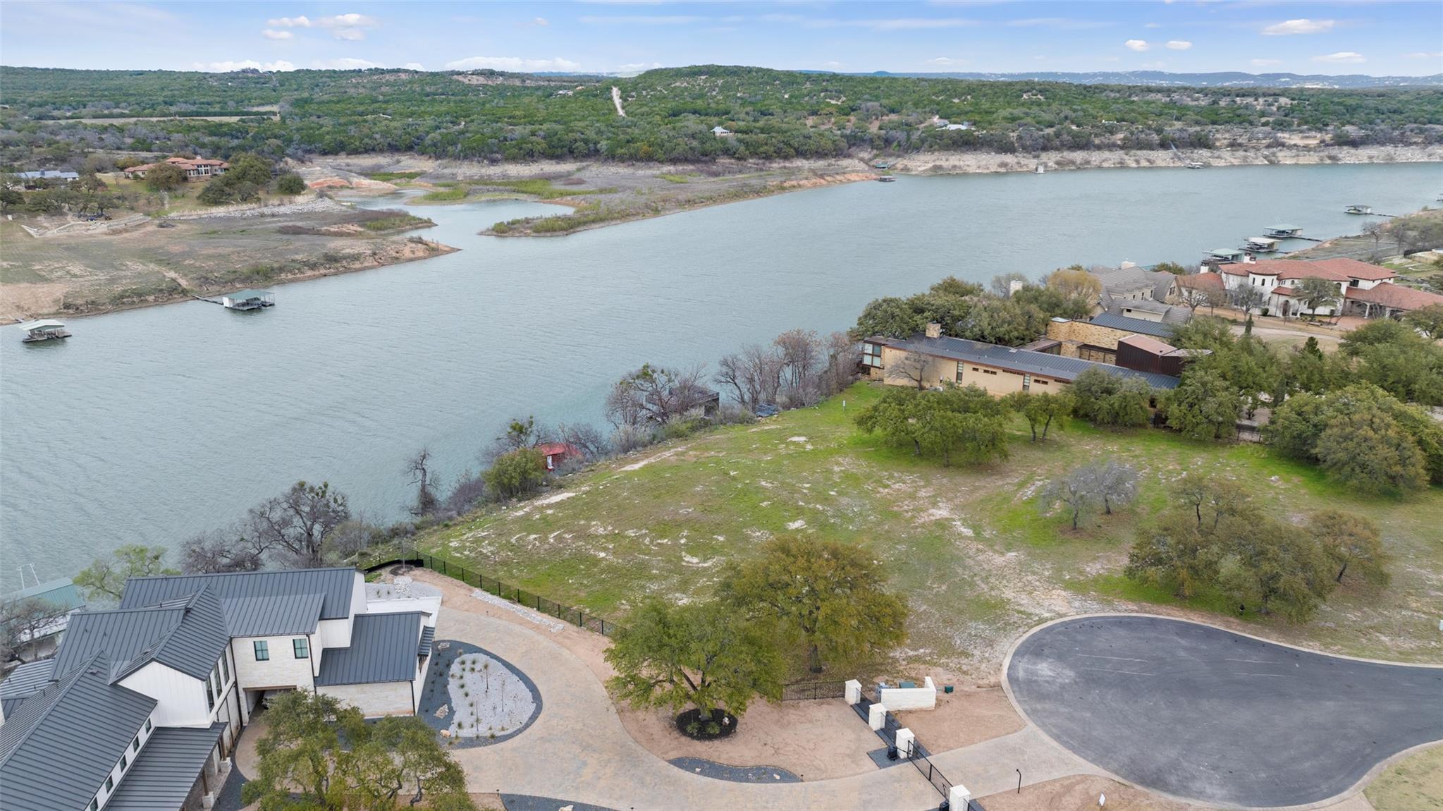 25208 Chernosky Point Cv Property Photo 5