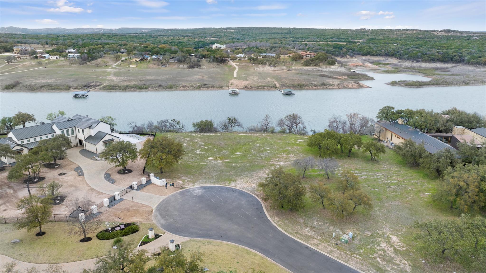 25208 Chernosky Point Cv Property Photo 20