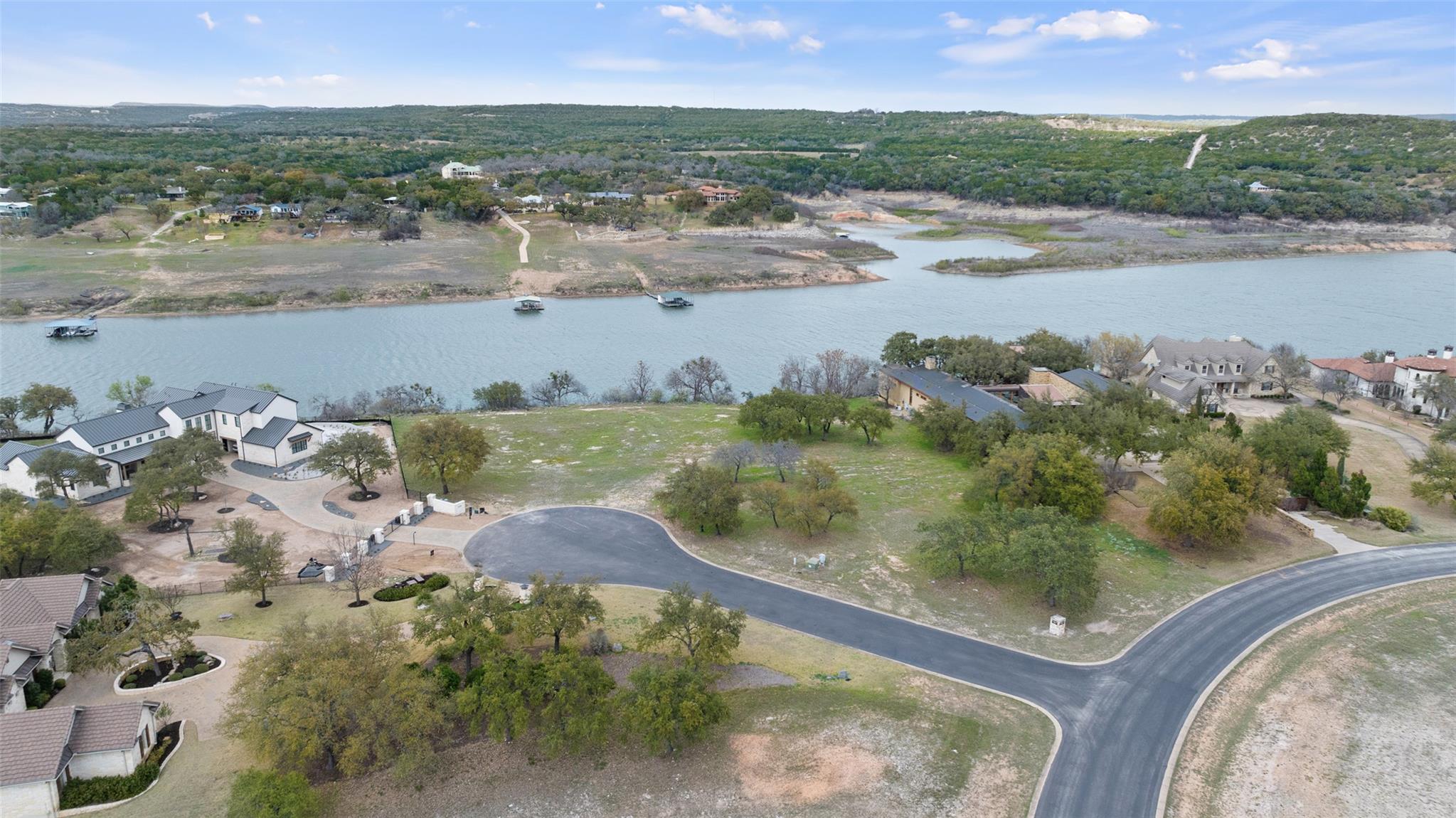 25208 Chernosky Point Cv Property Photo 23