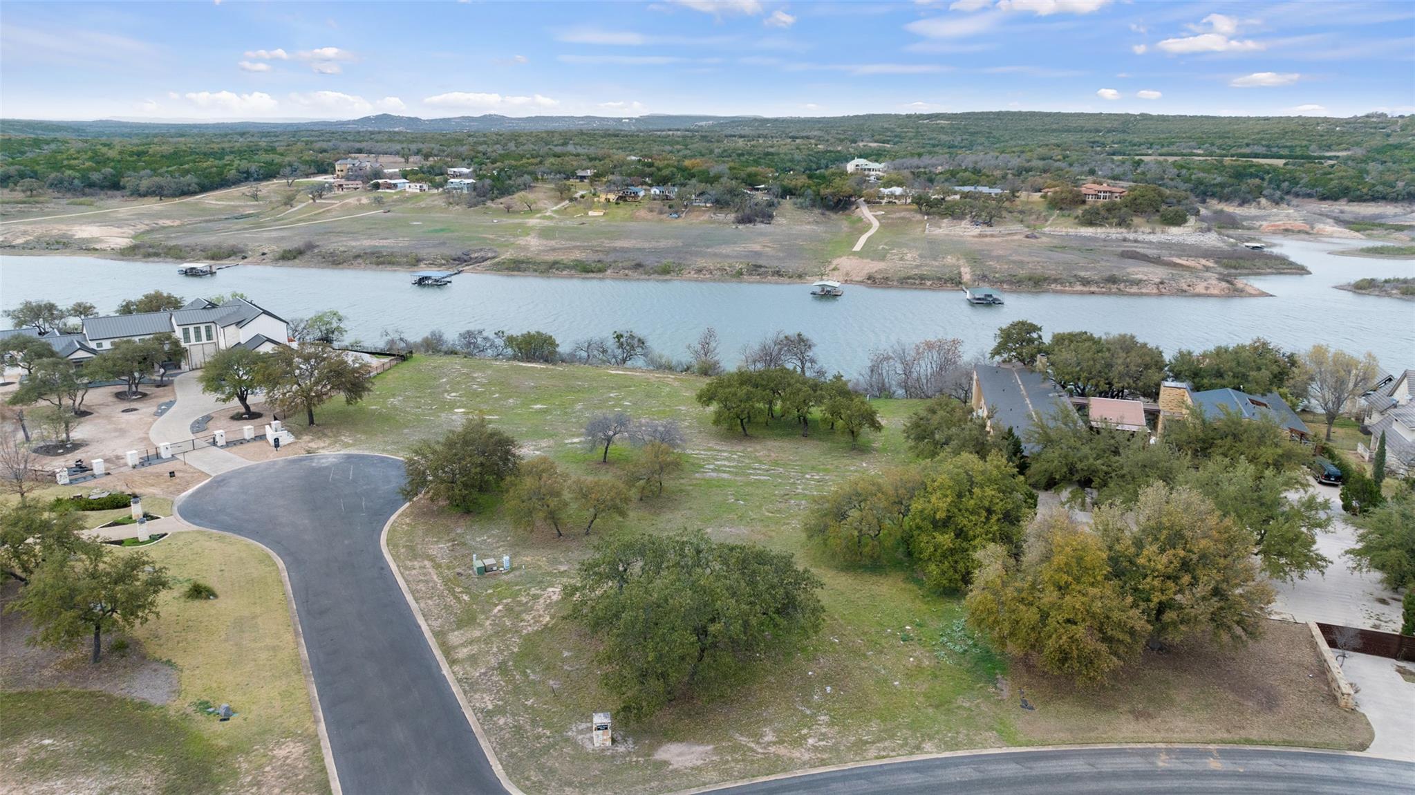 25208 Chernosky Point Cv Property Photo 24