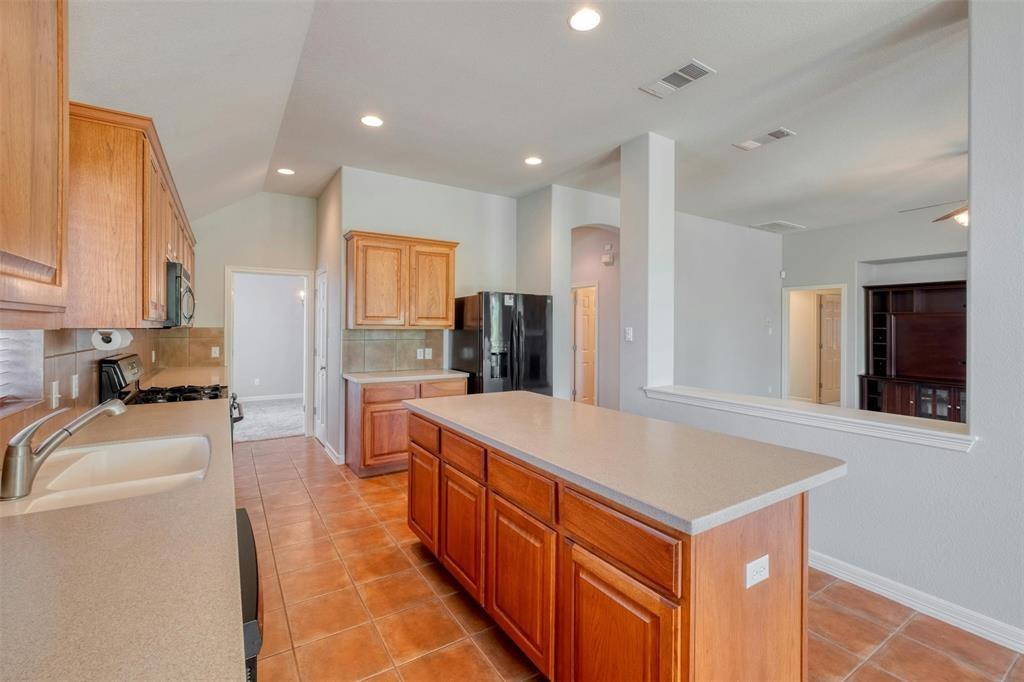 13809 Field Spar Dr Property Photo 4