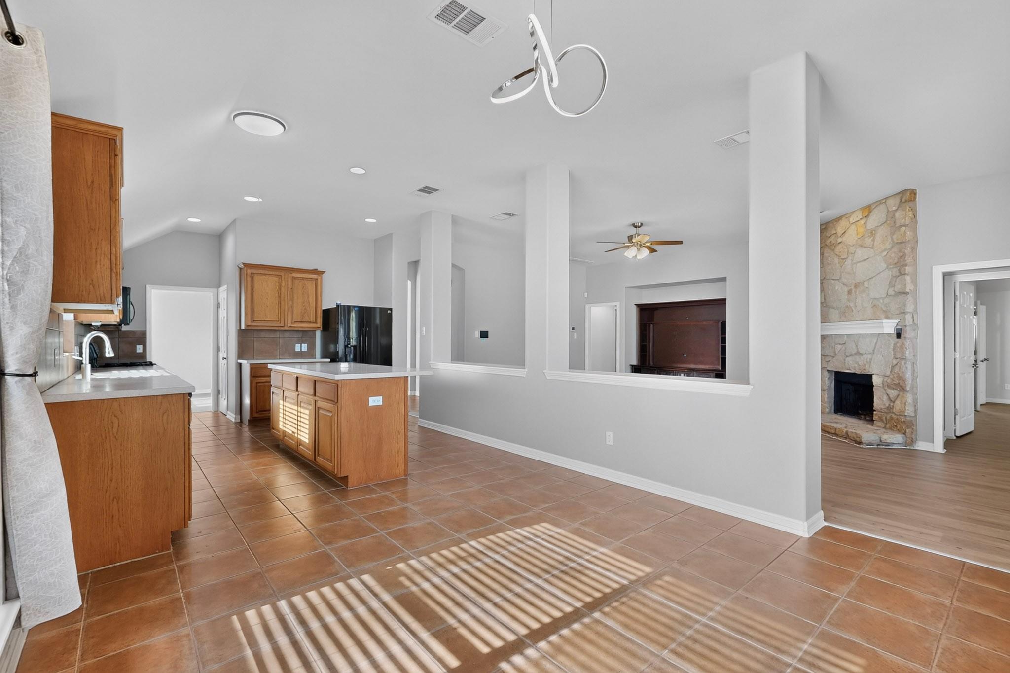 13809 Field Spar Dr Property Photo 6