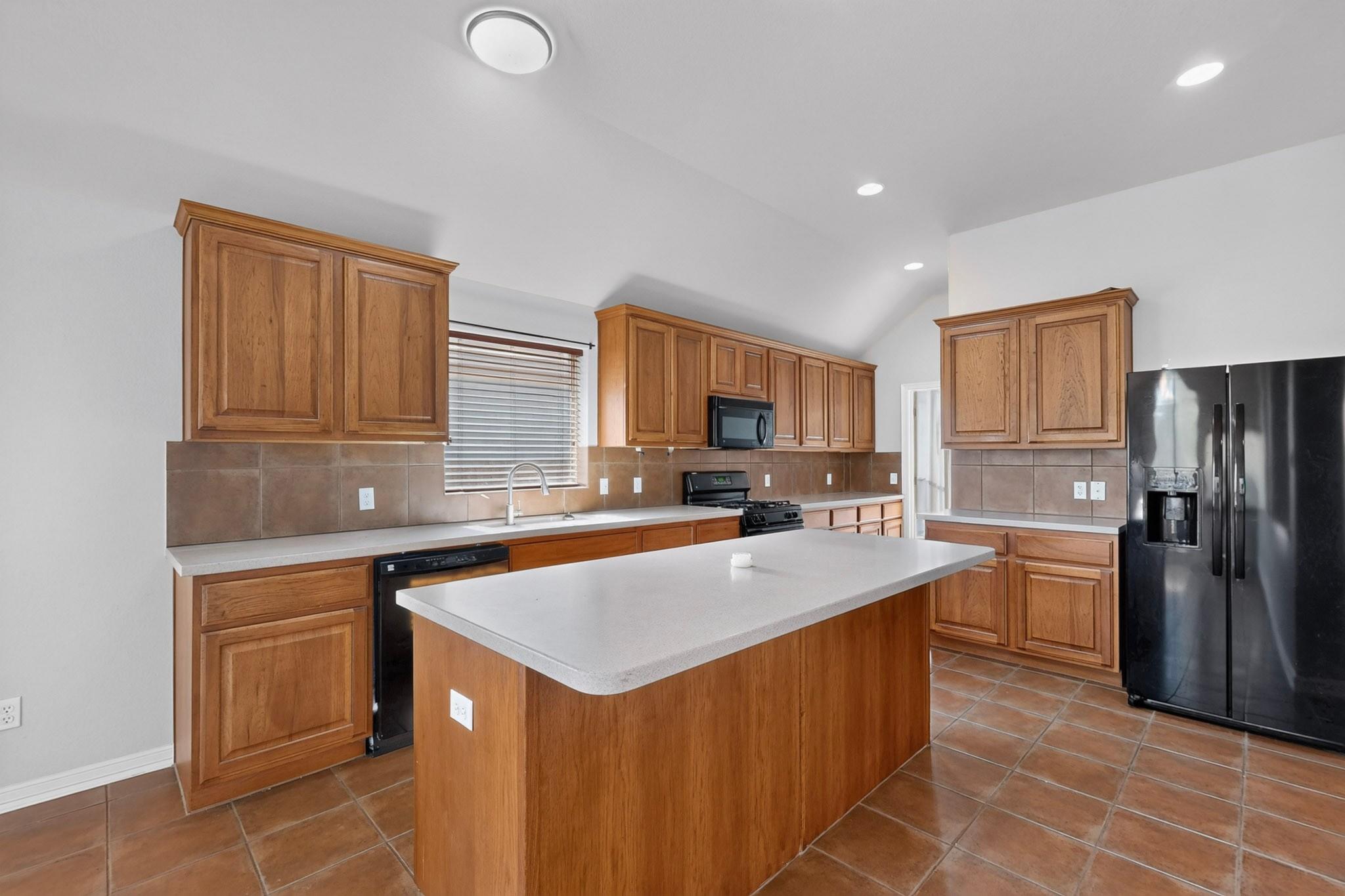 13809 Field Spar Dr Property Photo 7