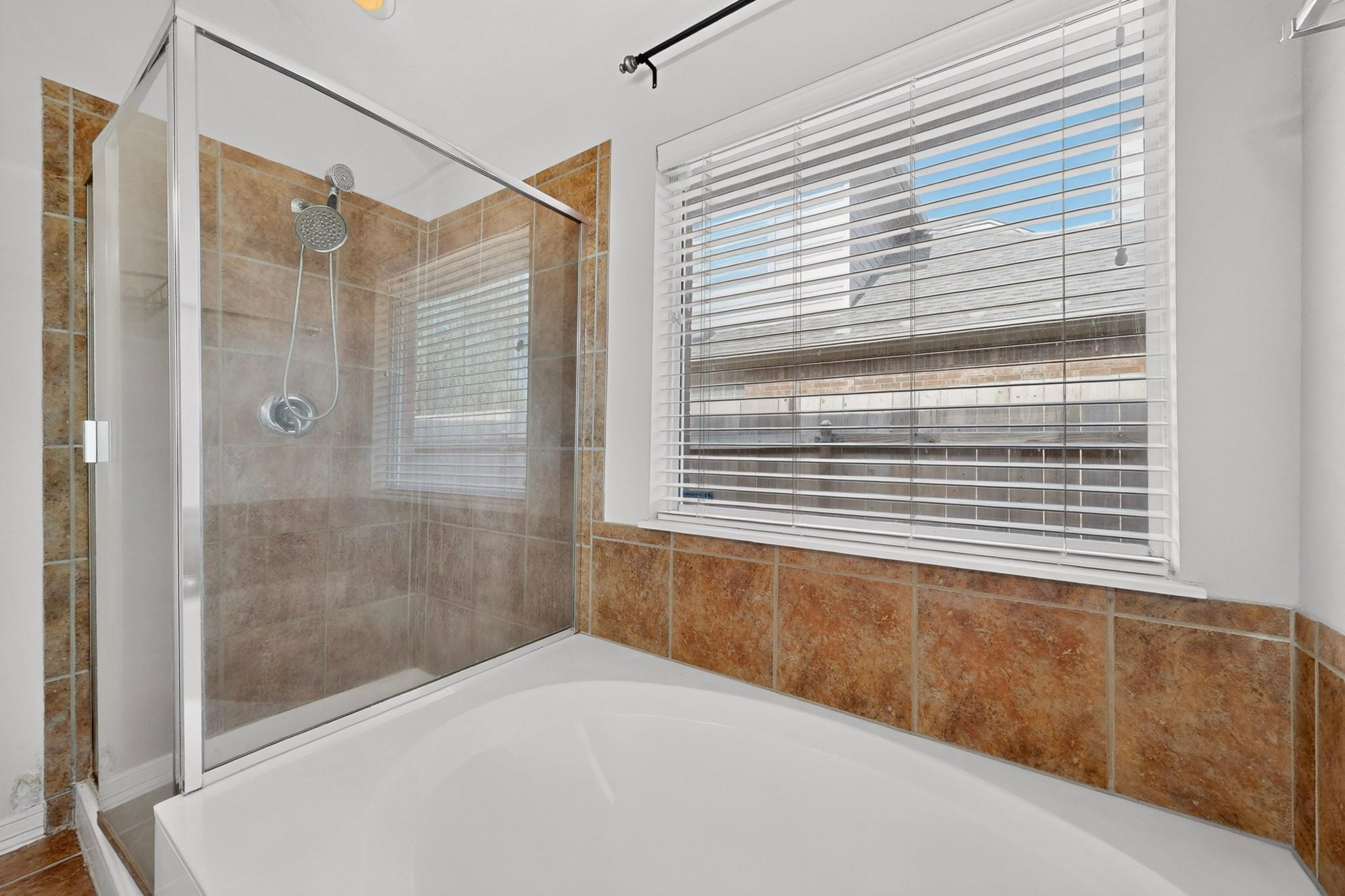 13809 Field Spar Dr Property Photo 14