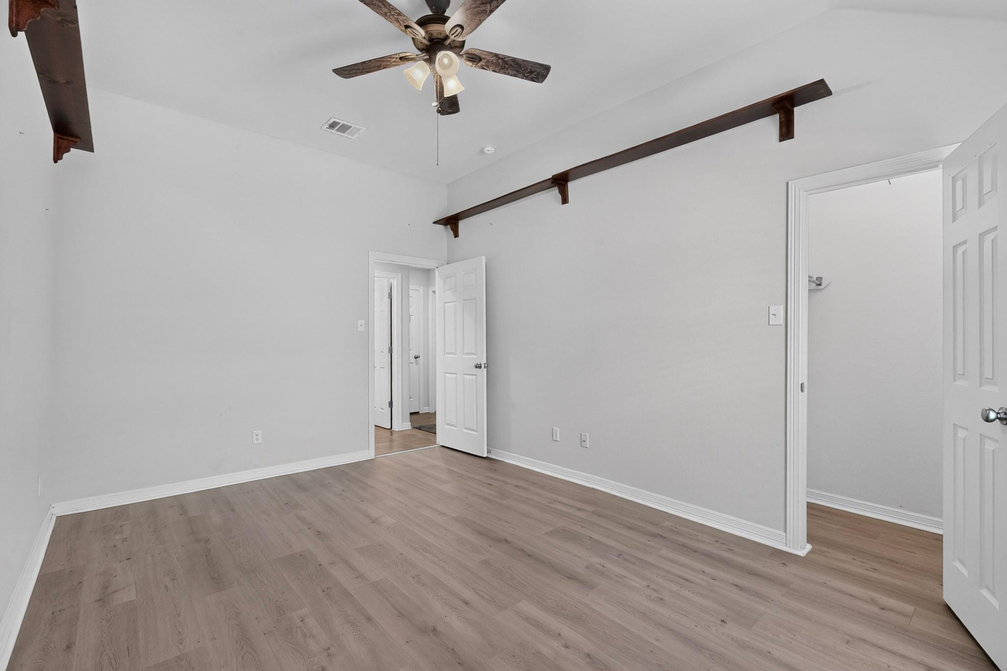 13809 Field Spar Dr Property Photo 22