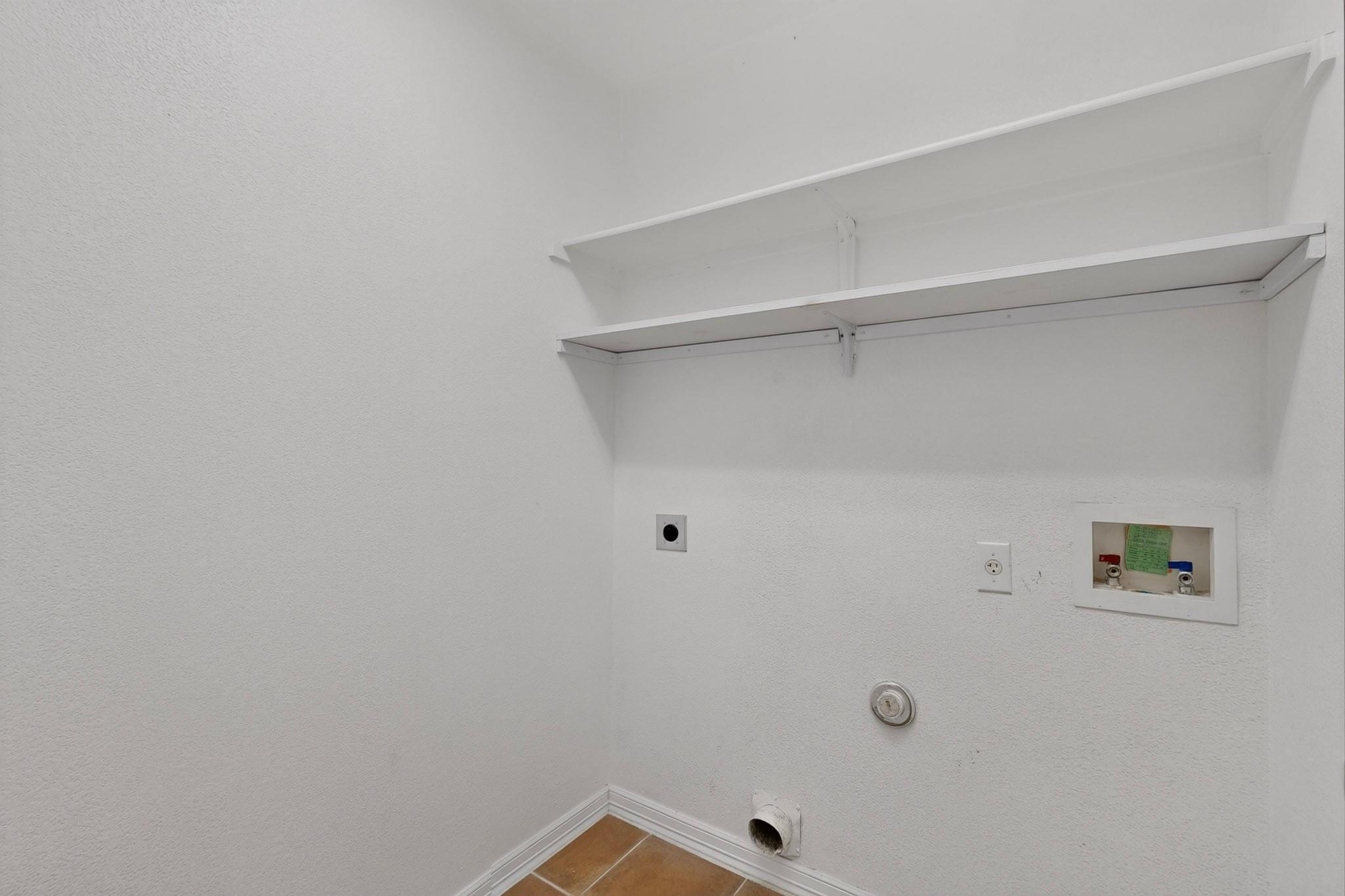 13809 Field Spar Dr Property Photo 33