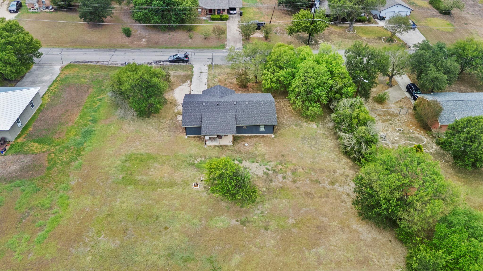 308 River Hills Dr Property Photo 28
