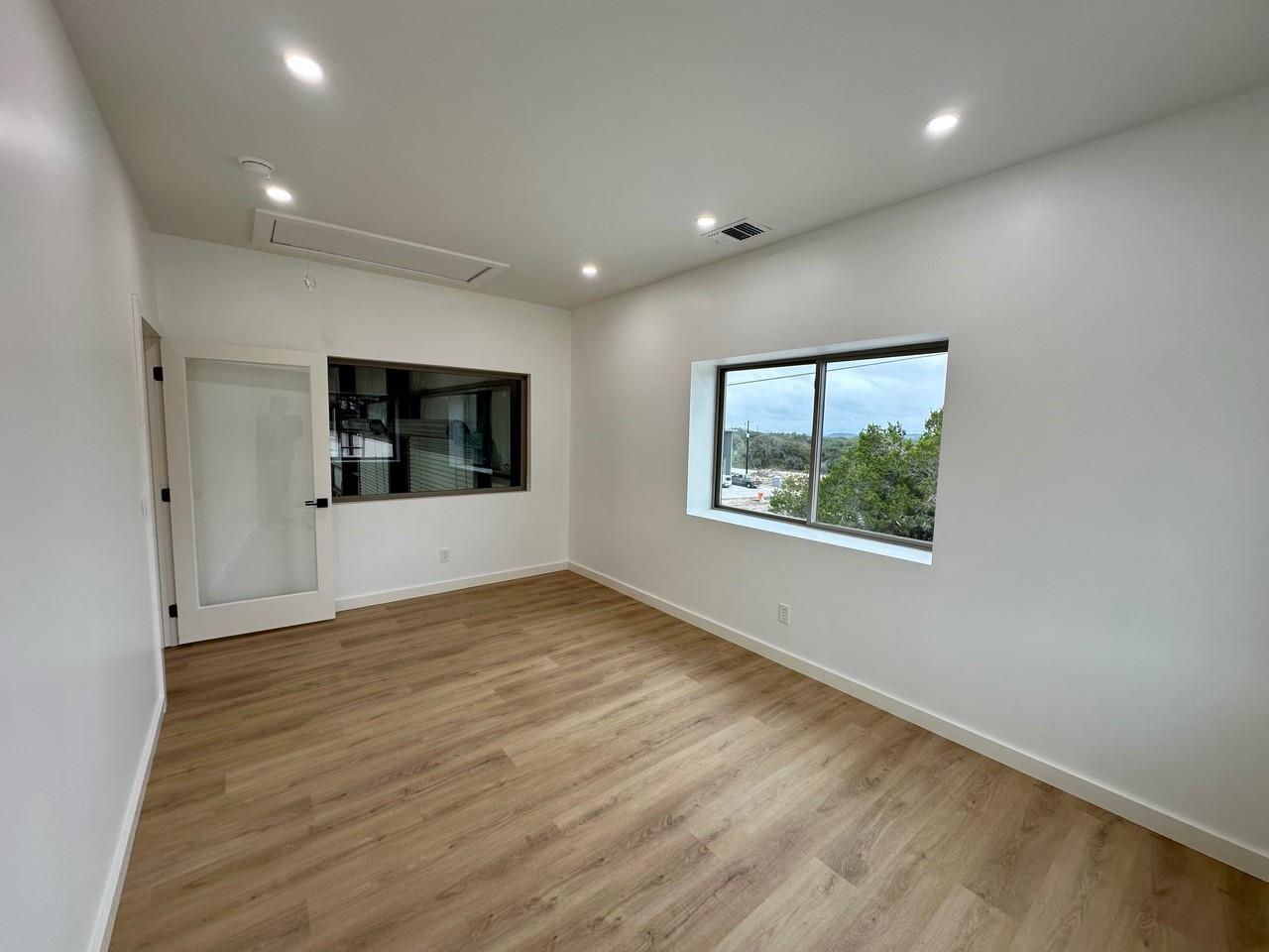 10020 Darden Hill Rd #1001/1002 Property Photo 12