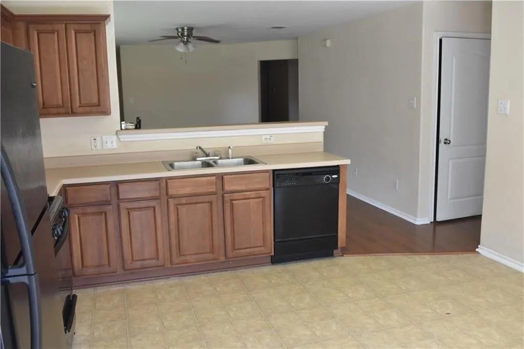 3420 Savage Springs Dr Property Photo 7