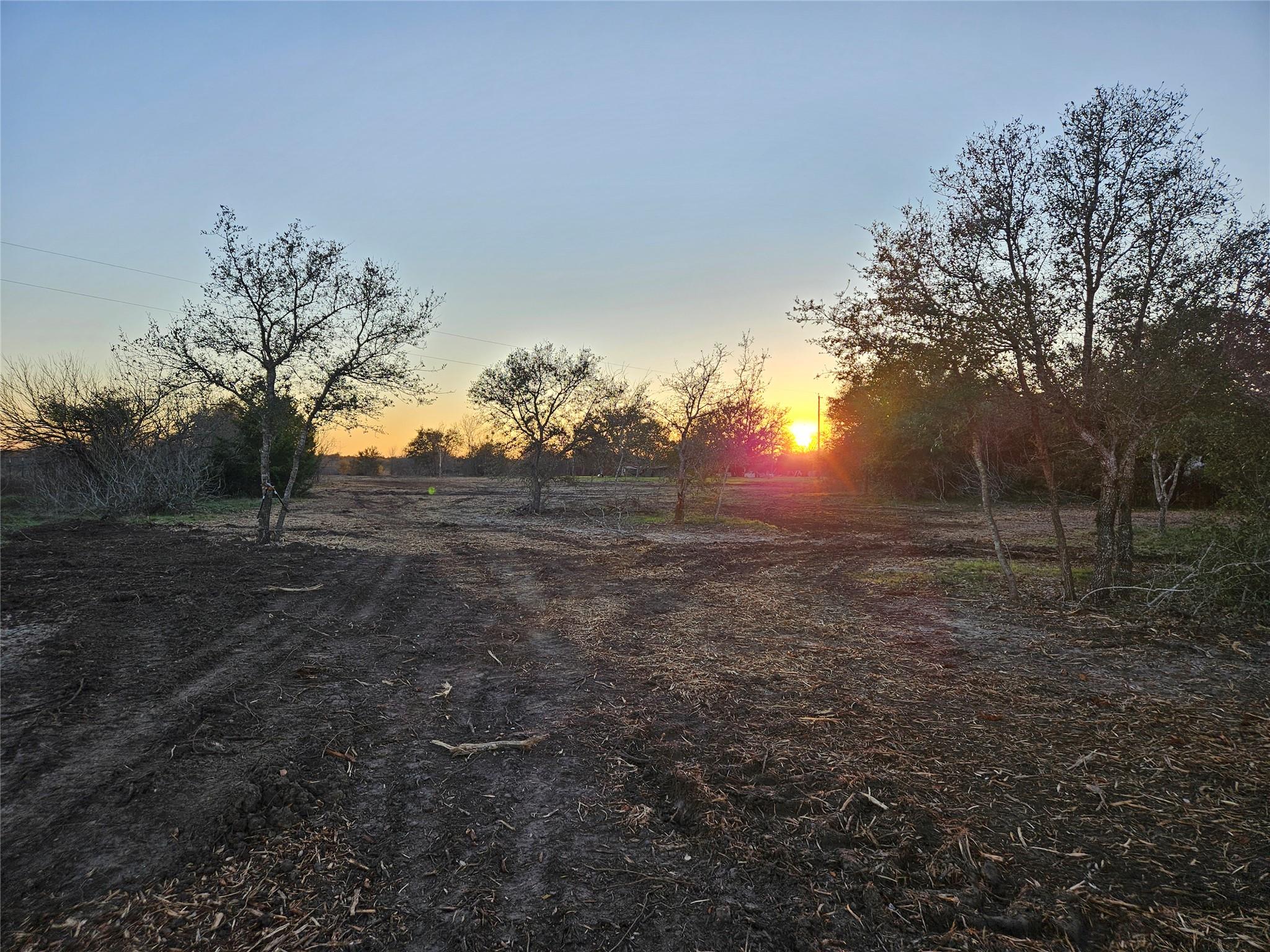 610 Seminole Trl Property Photo 2