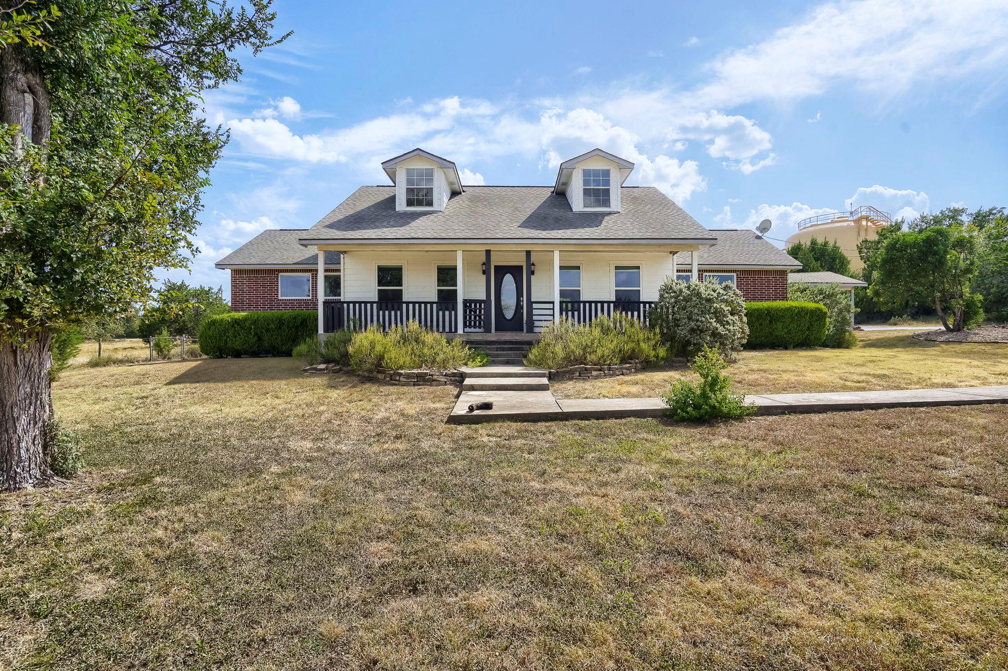 162 Arnold Dr