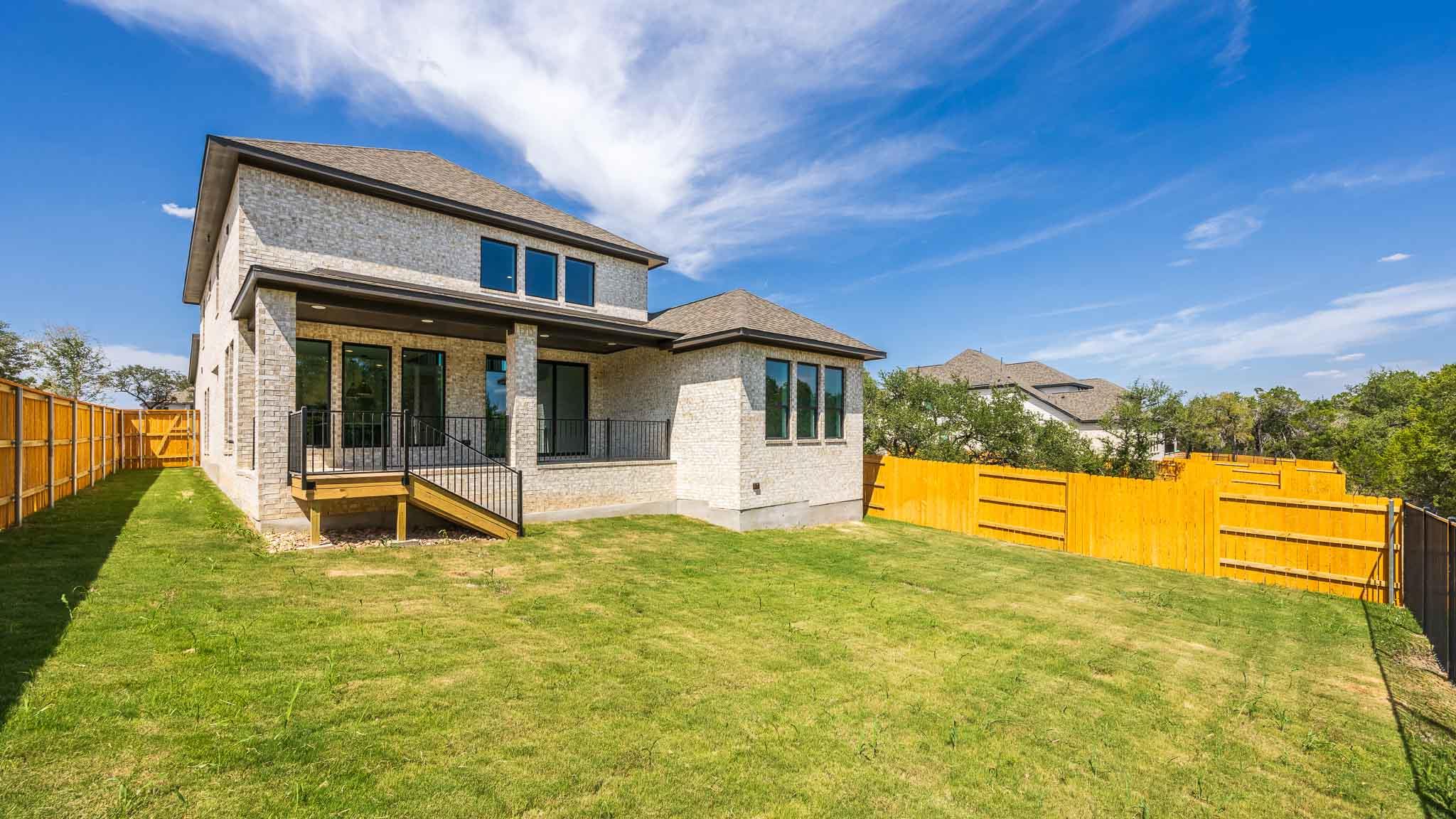 1400 Pansy Trl Property Photo 8