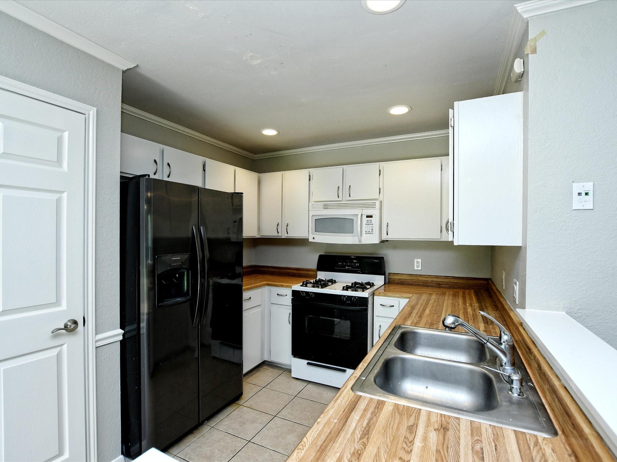 806 Sunny Ln Property Photo 5