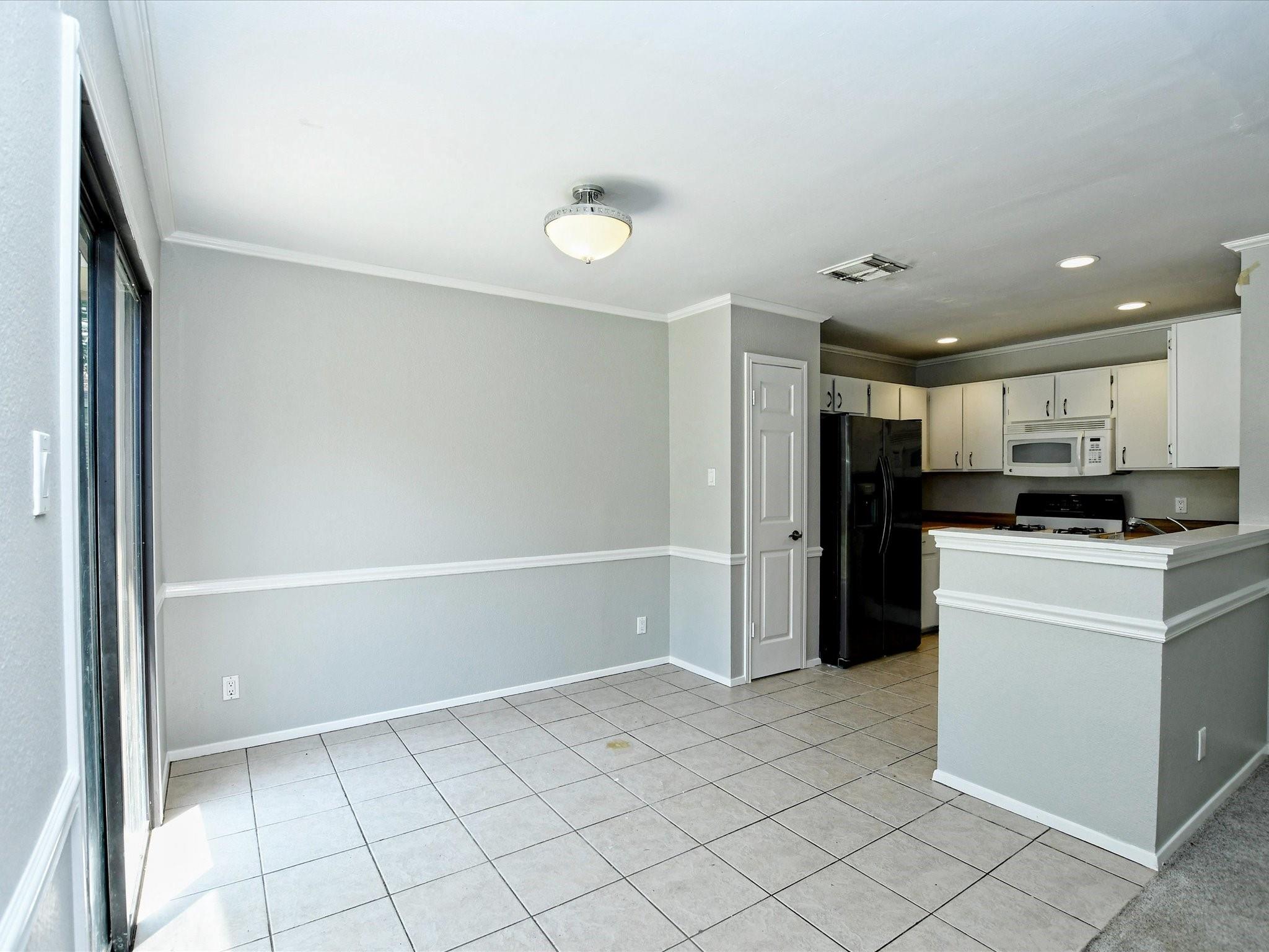 806 Sunny Ln Property Photo 6