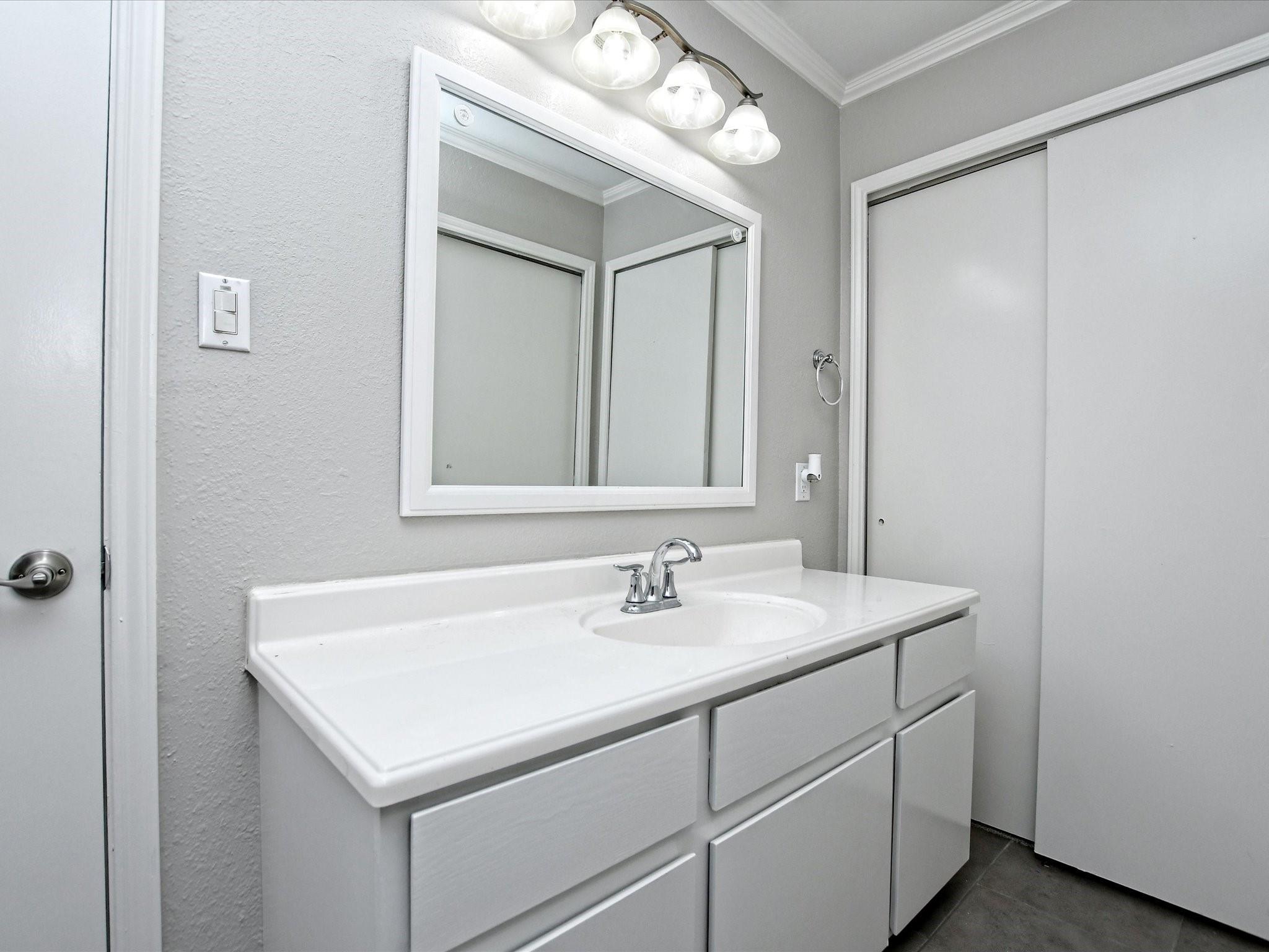 806 Sunny Ln Property Photo 16