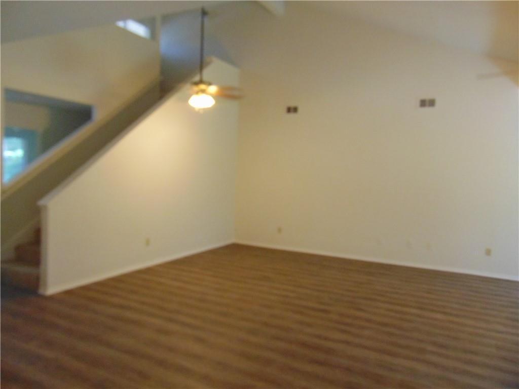 9213 Independence Loop Property Photo 2