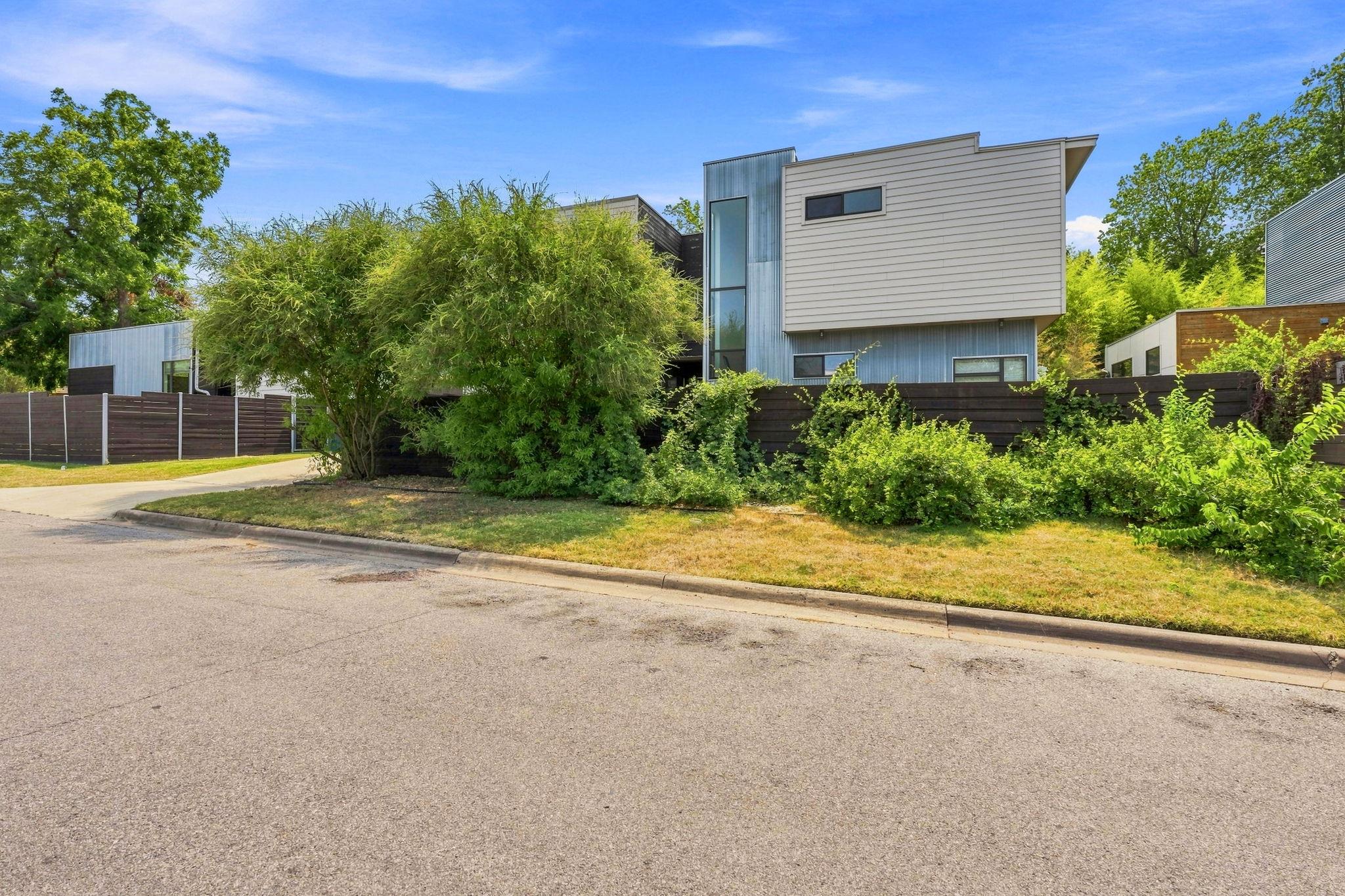 3700 Garden Villa Ln #2 Property Photo 2