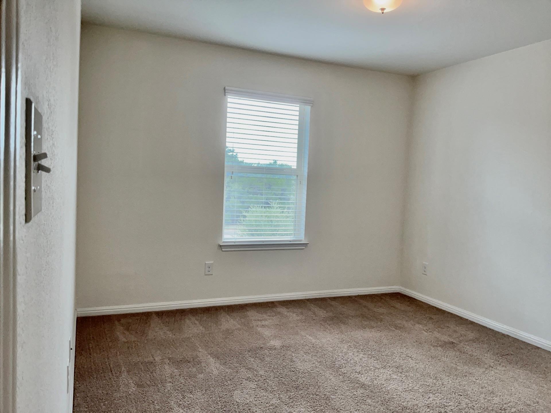 417 Cinnamon Teal Ln Property Photo 16