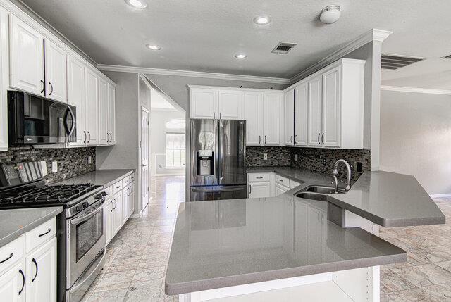 1717 Apache Trl Property Photo 13