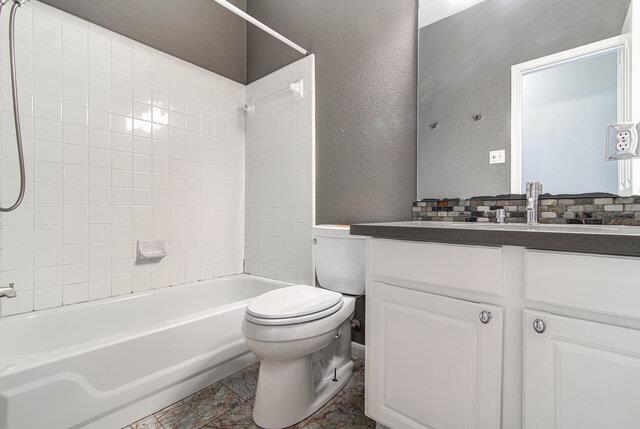 1717 Apache Trl Property Photo 15