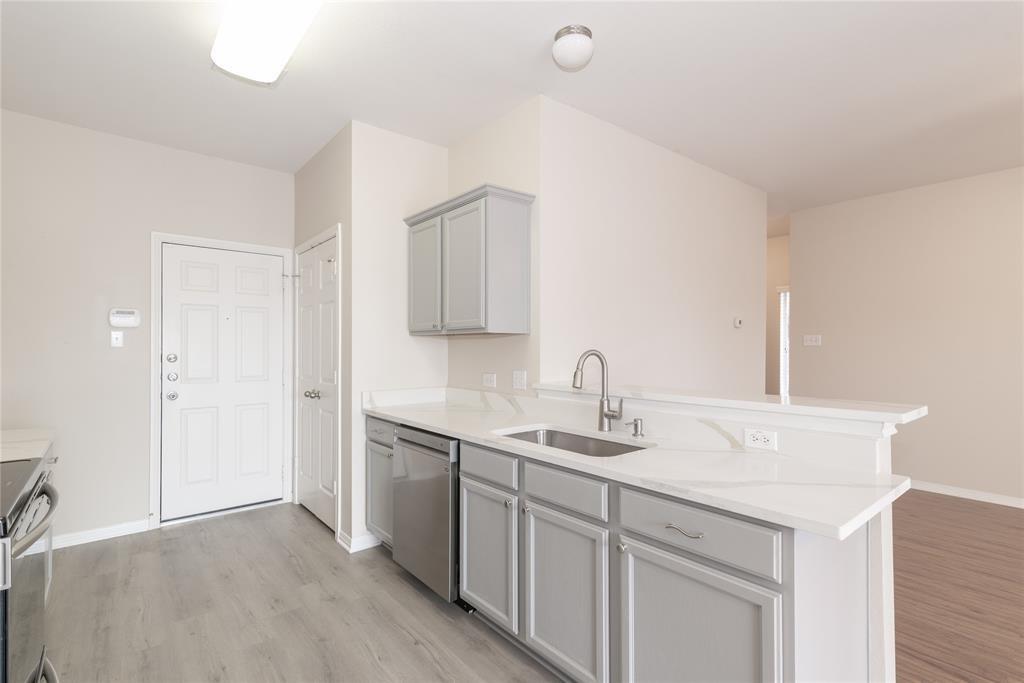 1900 Little Elm Trl #56 Property Photo 10