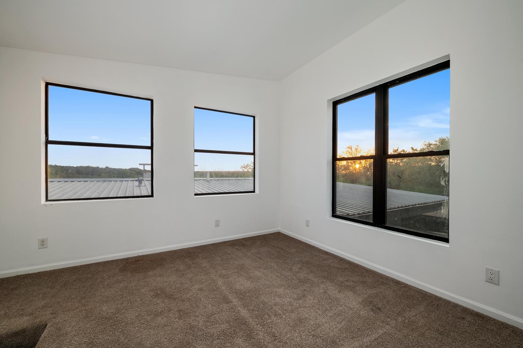 22515 Hazy Hollow Cv Property Photo 34