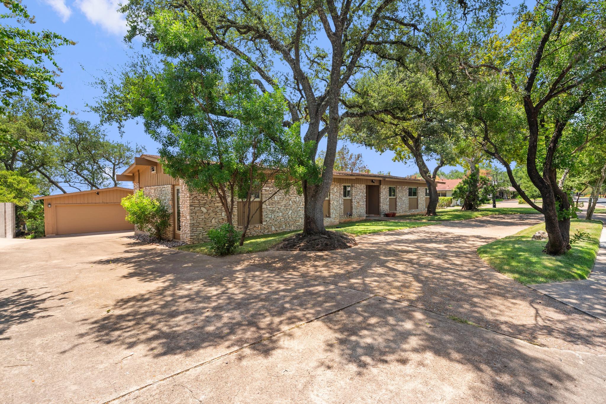 6501 Mesa Dr Property Photo 1