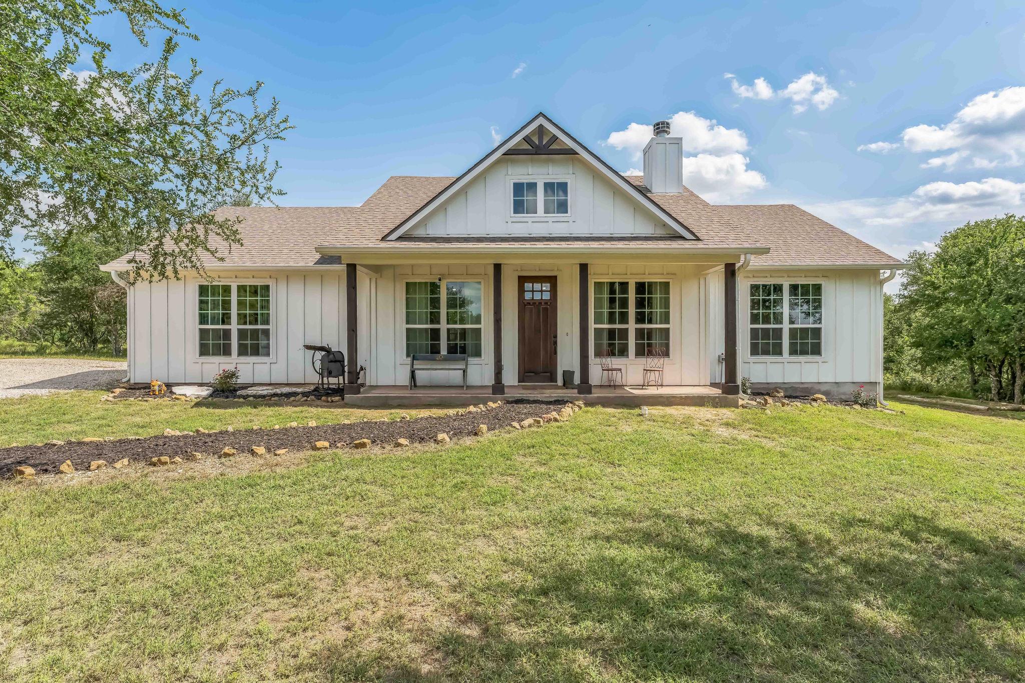 2720 County Road 466 None Property Photo 1