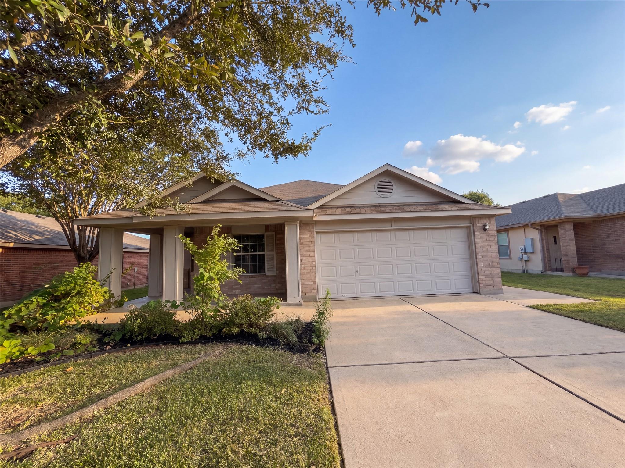 507 Decker Dr Property Photo 1