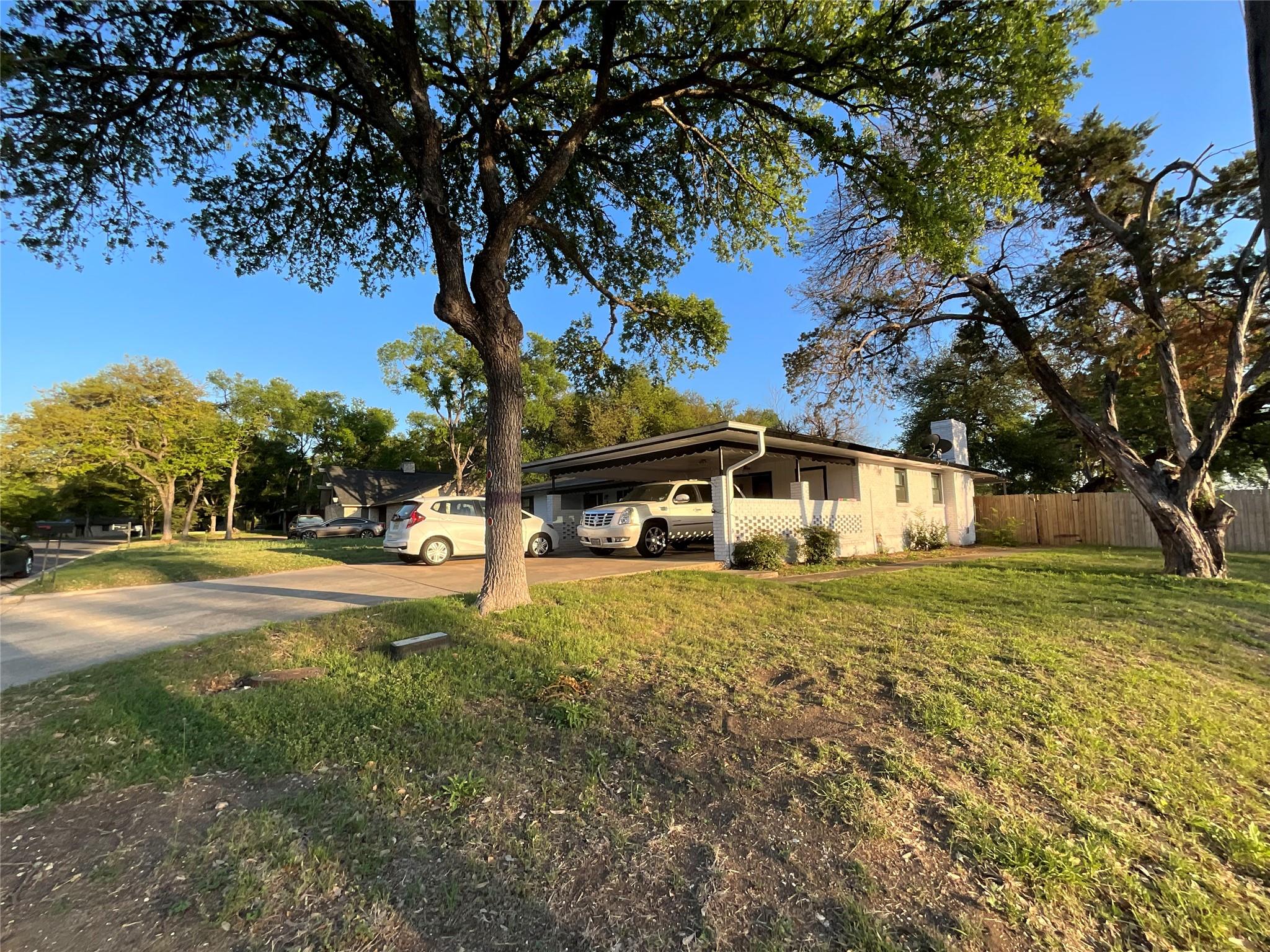3413 Forest Trl Property Photo 5