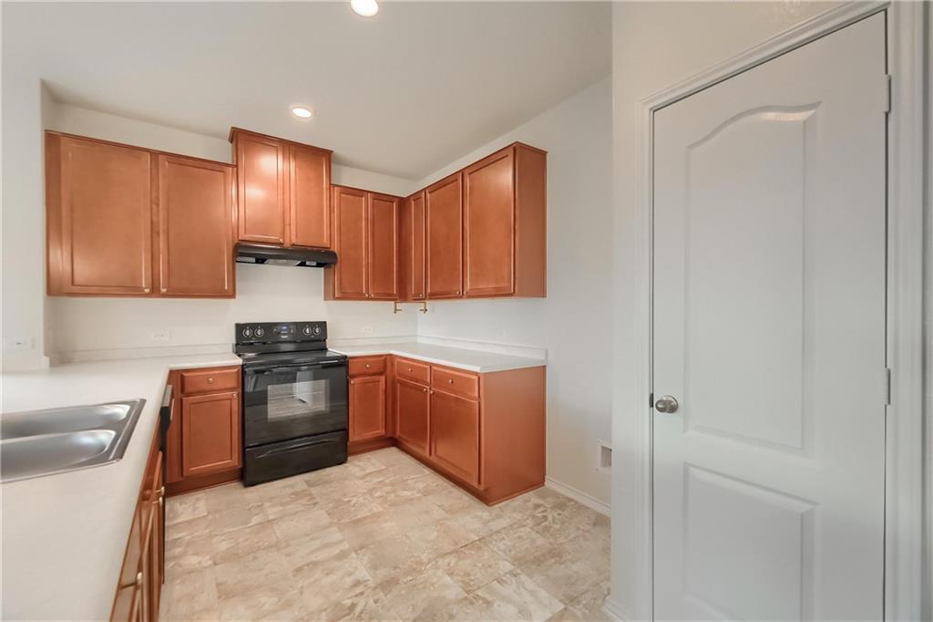 12409 Franklin D Roosevelt St Property Photo 6