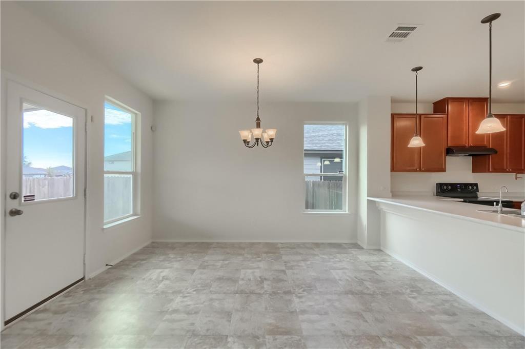12409 Franklin D Roosevelt St Property Photo 10