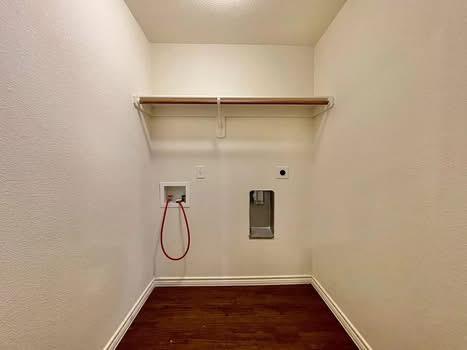 904 Lasso Dr #a Property Photo 9