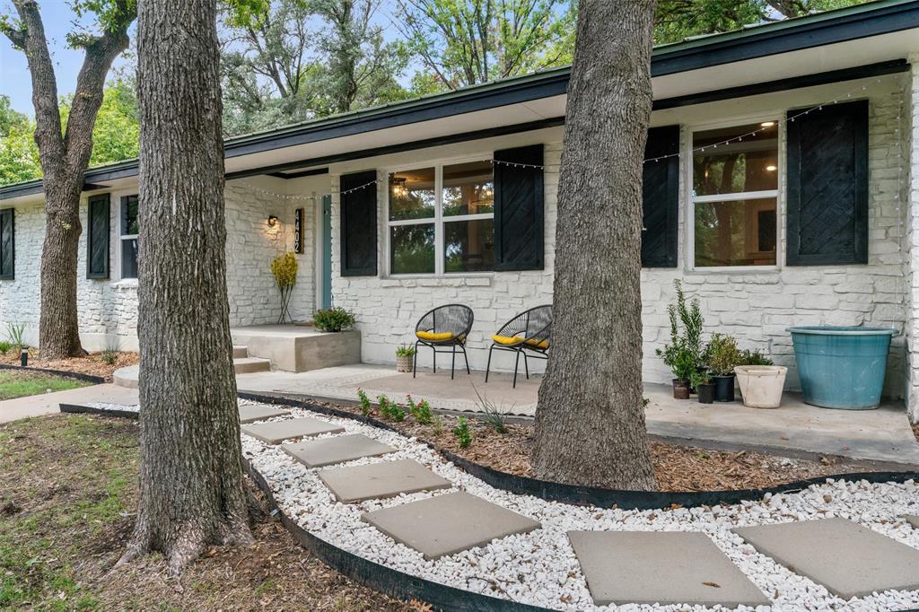 4402 Crestridge Dr Property Photo 3
