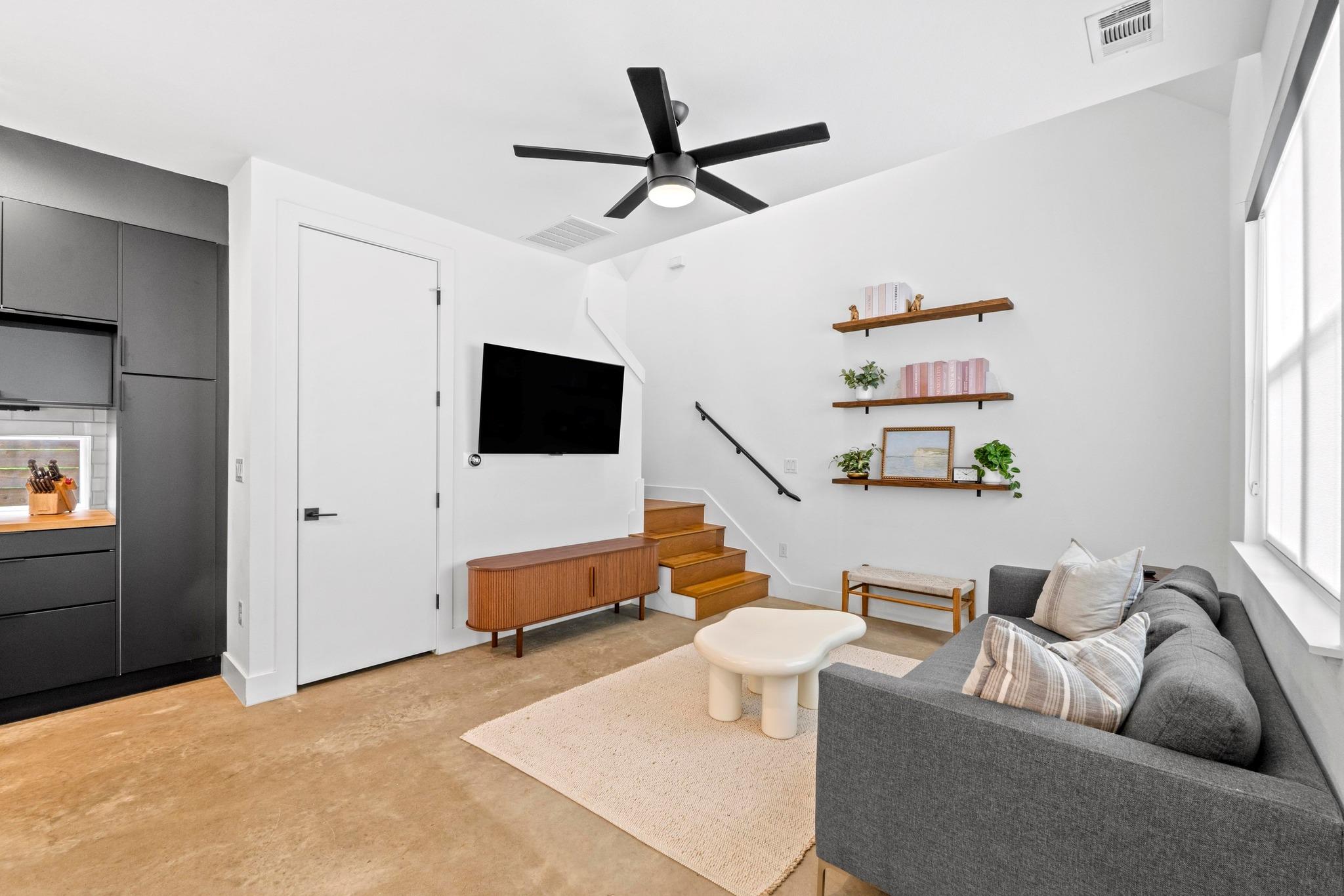 1706 Perez St #2 Property Photo 4