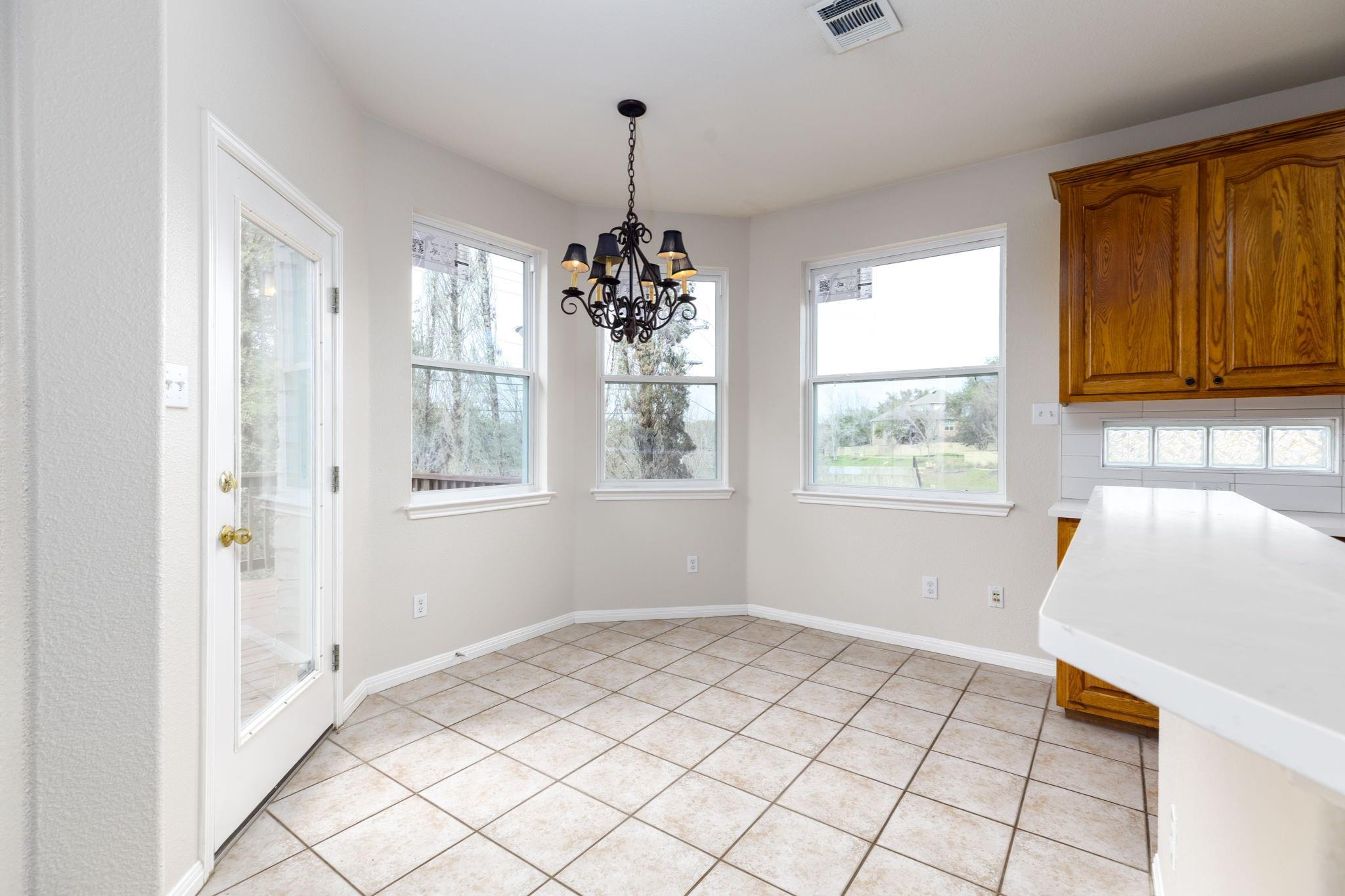 2901 Cashell Wood Dr Property Photo 10