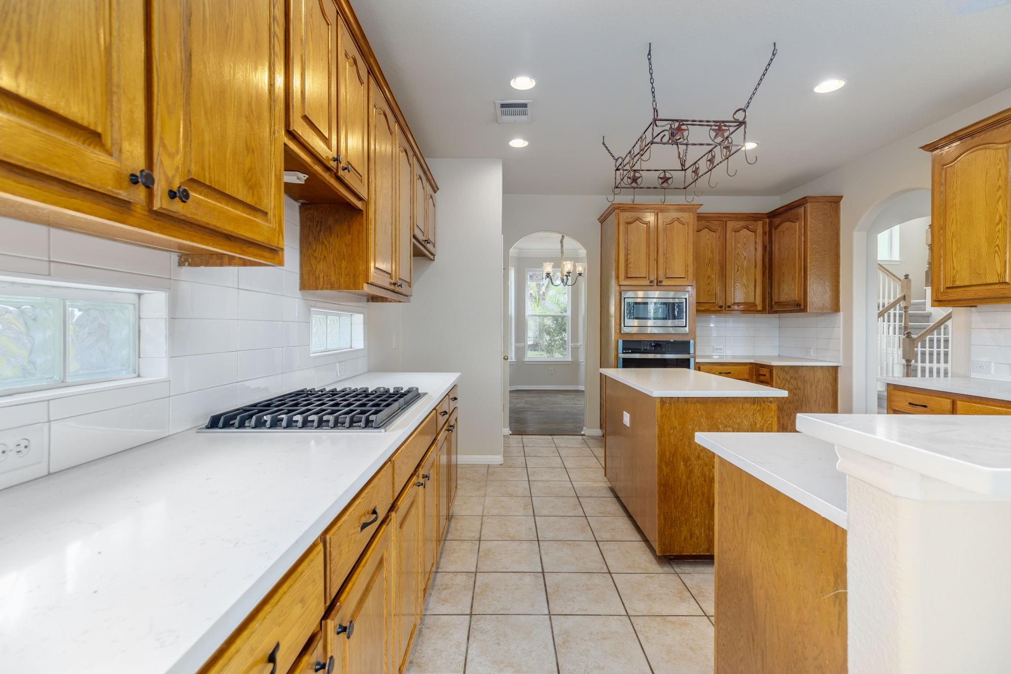 2901 Cashell Wood Dr Property Photo 11